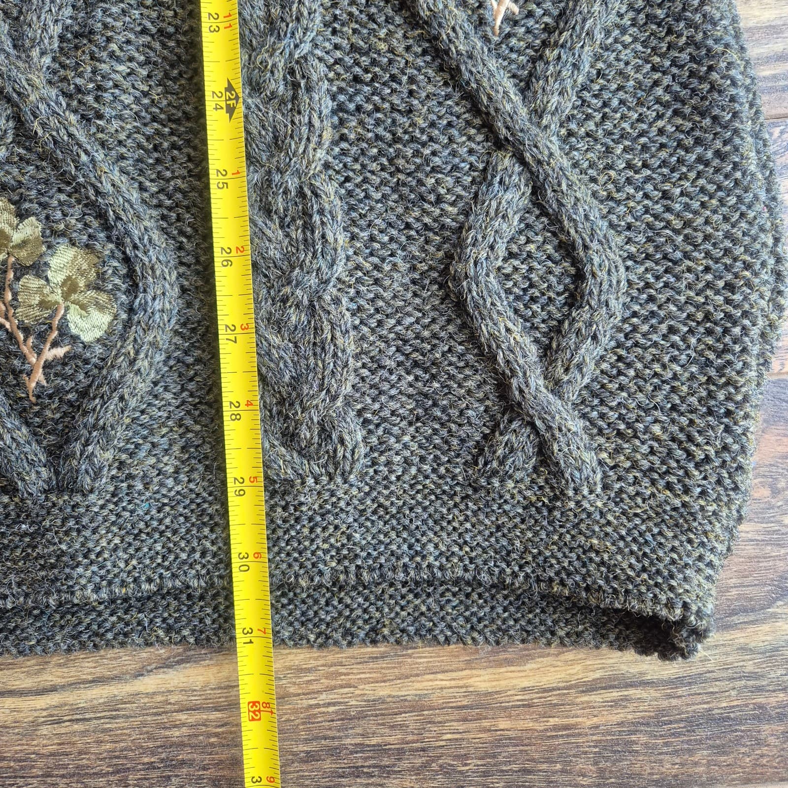 Vintage ACORN Wool Shamrock Embroidered Cable Knit Fisherman Chunky Sweater Sz.M - Thumbnail 10