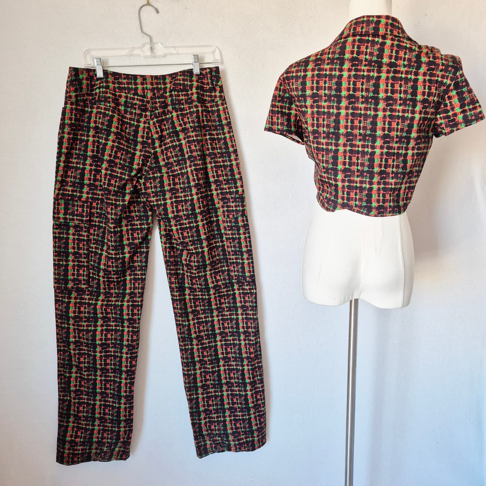 NWoT I.AM.GIA Set of Dante Tie Front Cropped Top Cargo Pants Mulitcolor Size S/M - Thumbnail 9