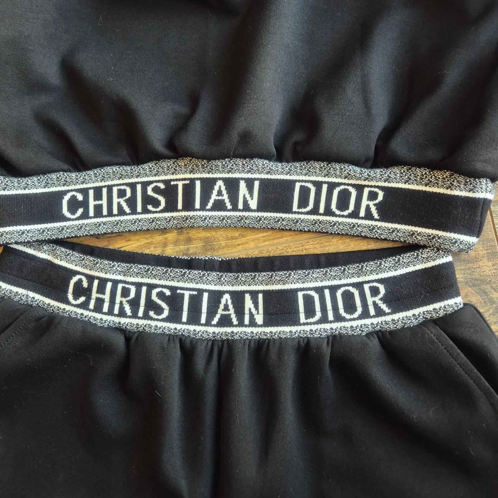 Christian Dior Set of Loungewear Spellout Cropped Sweatshirt Sweatpants Black 4 - Thumbnail 4