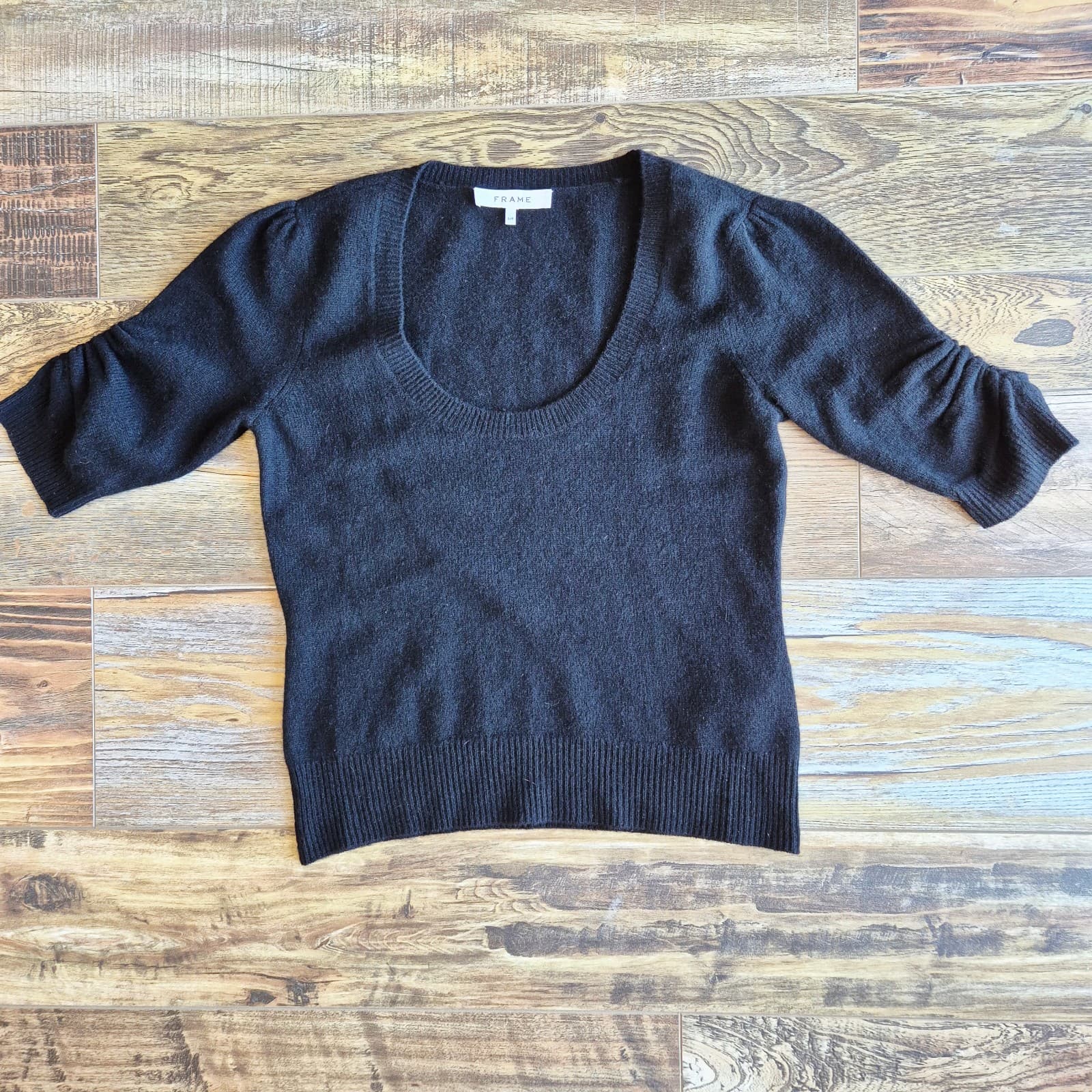 FRAME 100% Cashmere Scoop Neck Sweater 3/4 Cinched Sleeve Black Women's S - Thumbnail 4