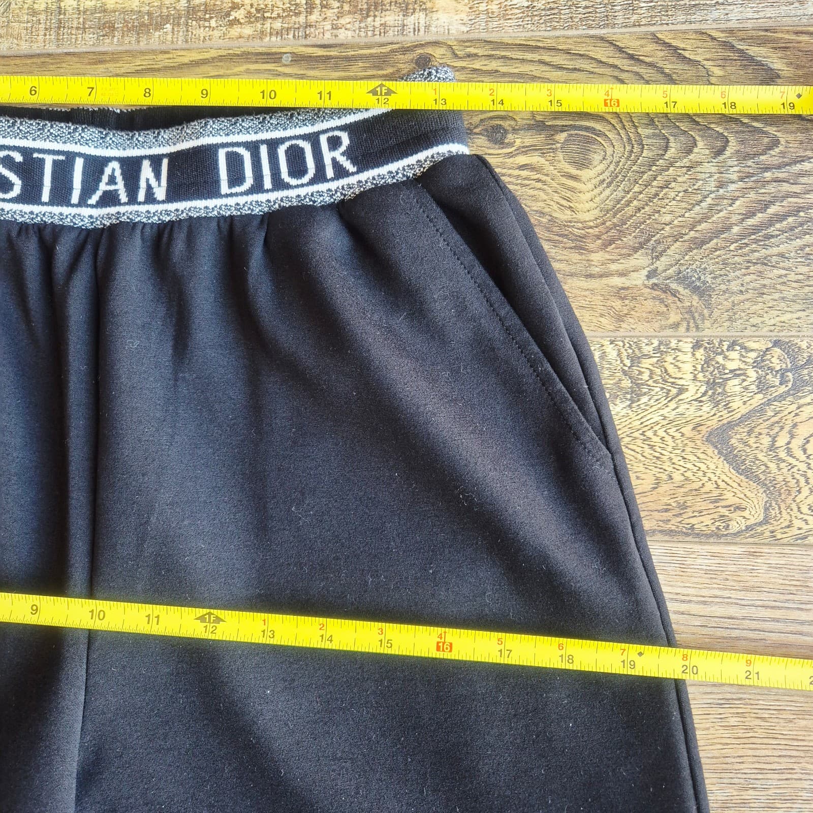 Christian Dior Set of Loungewear Spellout Cropped Sweatshirt Sweatpants Black 4 - Thumbnail 17