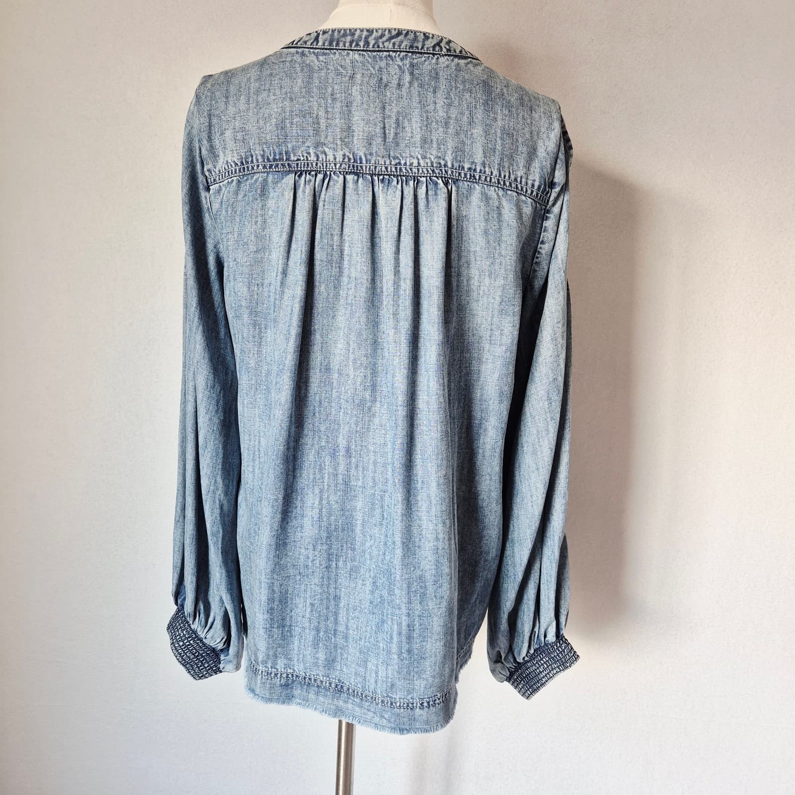 Pilcro and the Letterpress Norah Pintucked Chambray Blouse Long Sleeve Women's S - Thumbnail 9