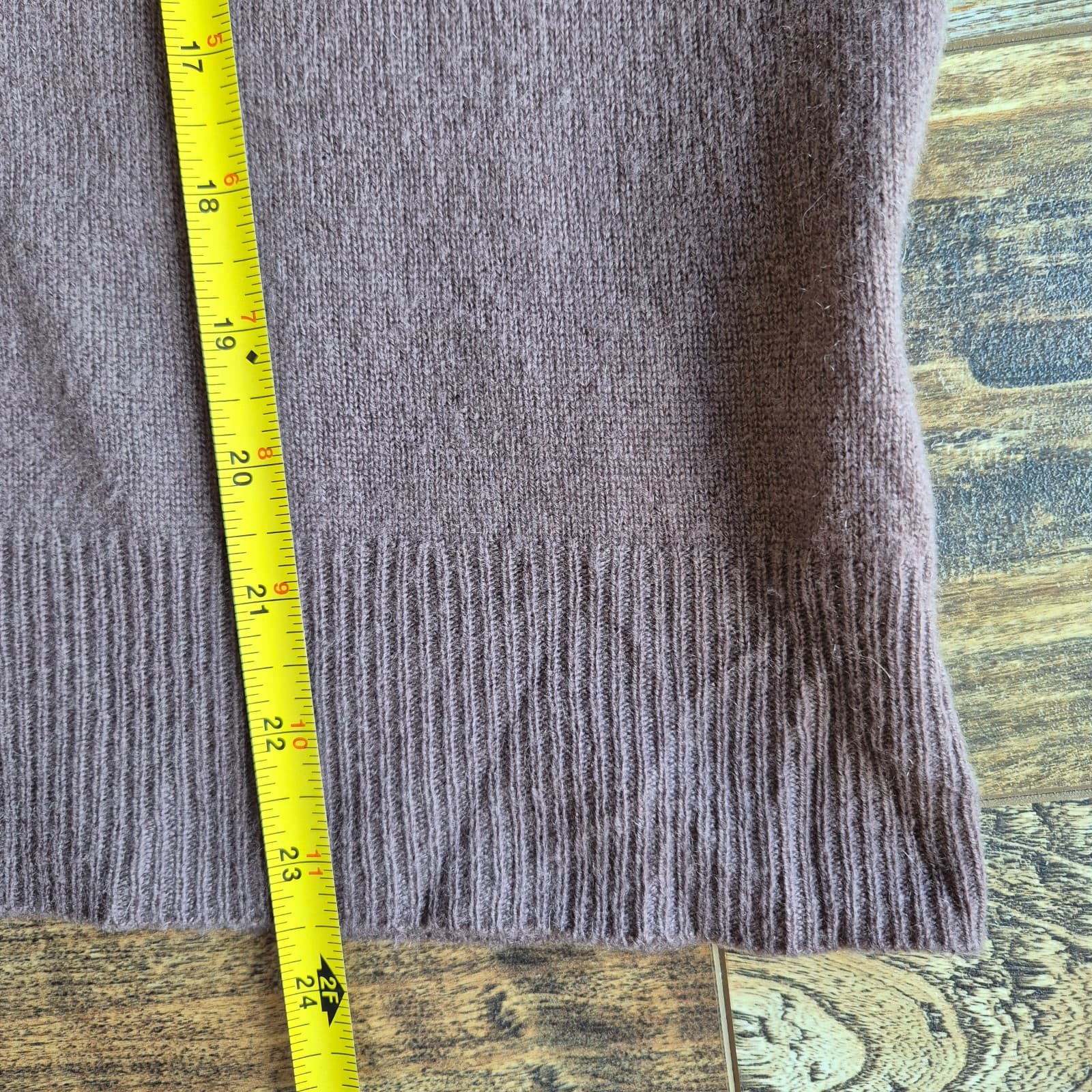 EQUIPMENT 100% Cashmere V-Neck Sweater Pullover Raglan Sleeve Mauve Women's XS - Thumbnail 10