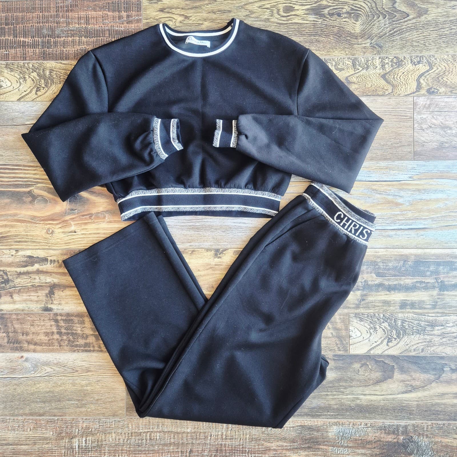Christian Dior Set of Loungewear Spellout Cropped Sweatshirt Sweatpants Black 4 - Thumbnail 3
