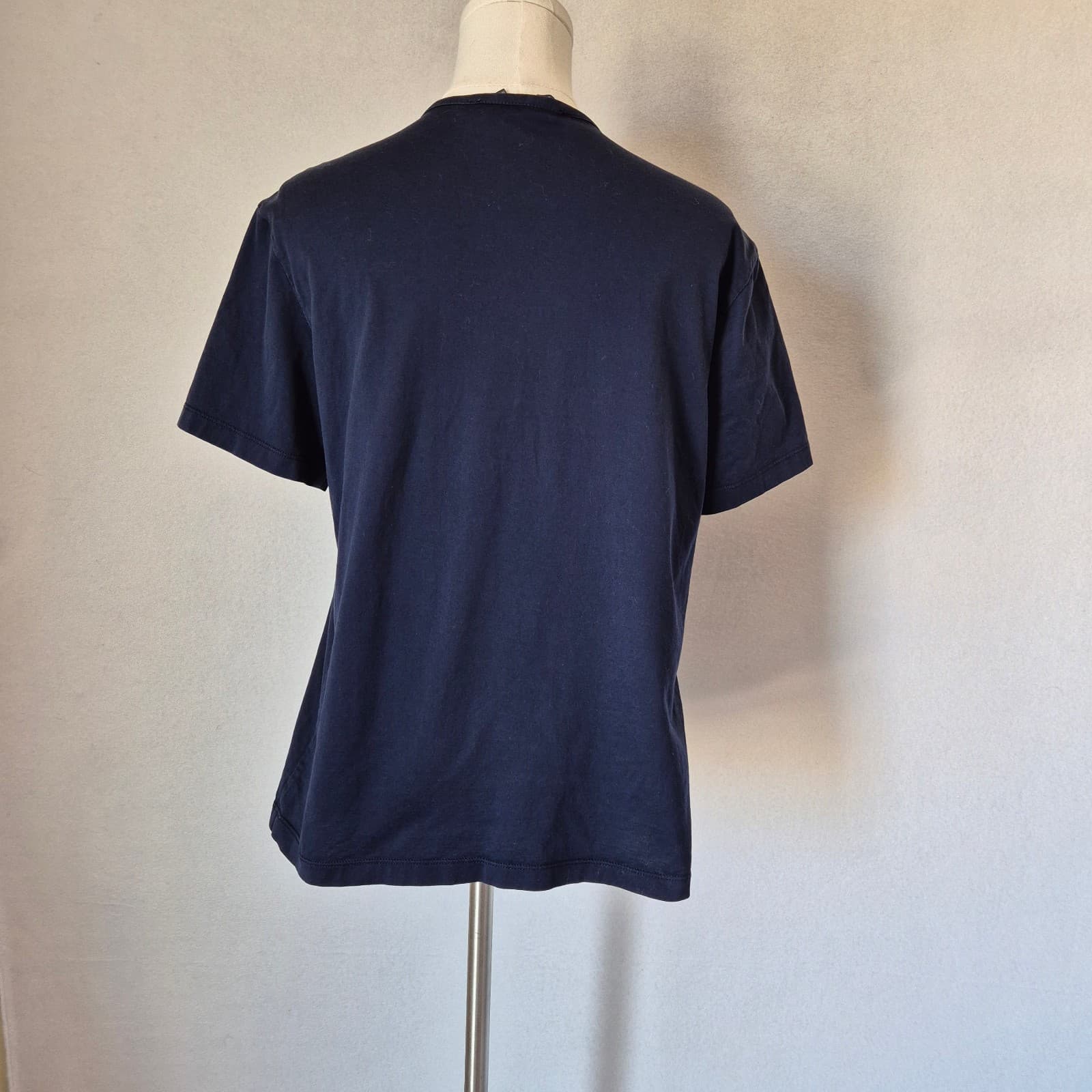 ST. JOHN SPORT Marie Gray Gold Embroidered Emblem Shoulder Detail T-Shirt Blue P - Thumbnail 6