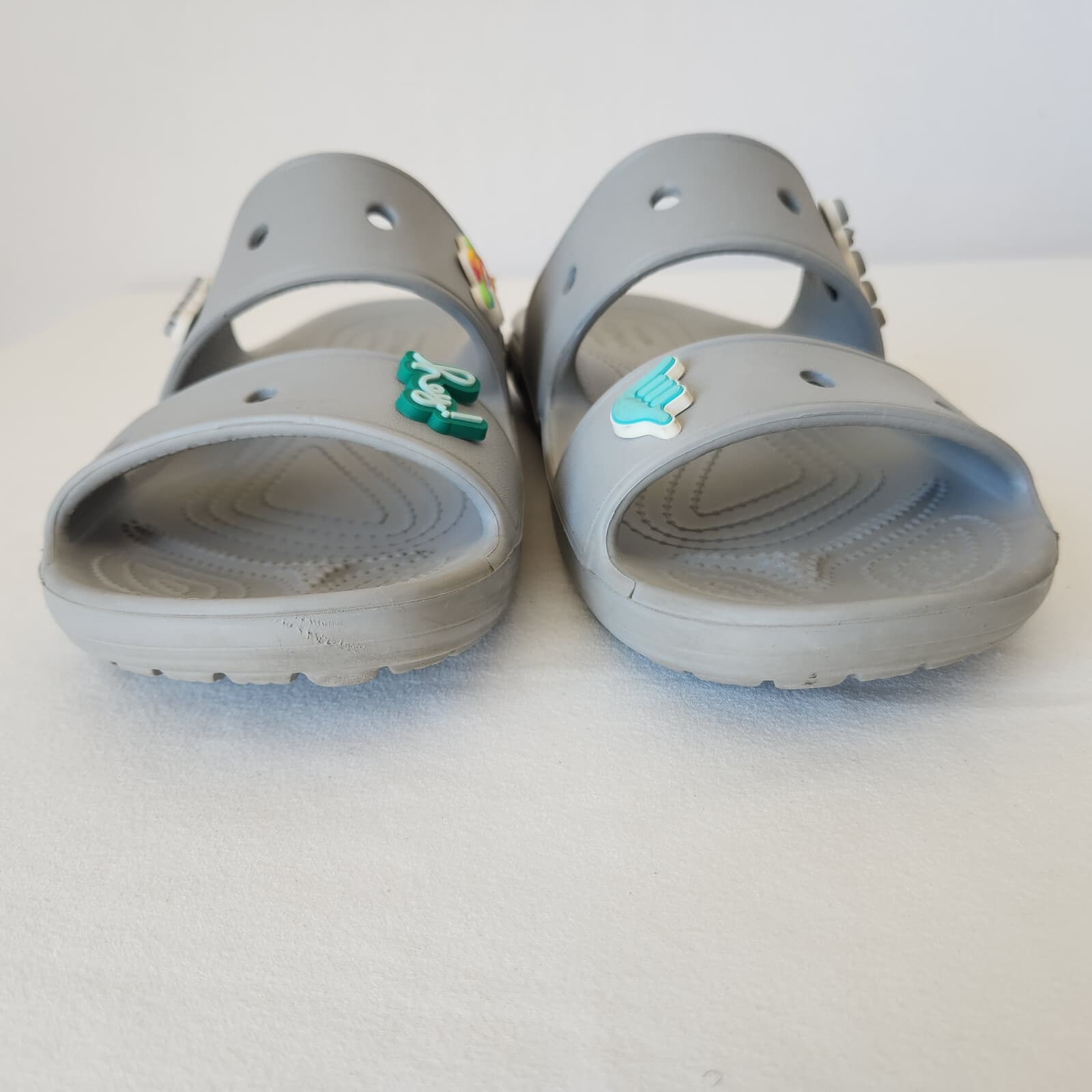 CROCS Classic Slide Comfort Sandals With 3 Jibbitz Grey Unisex Men 7 Women 9 - Thumbnail 9