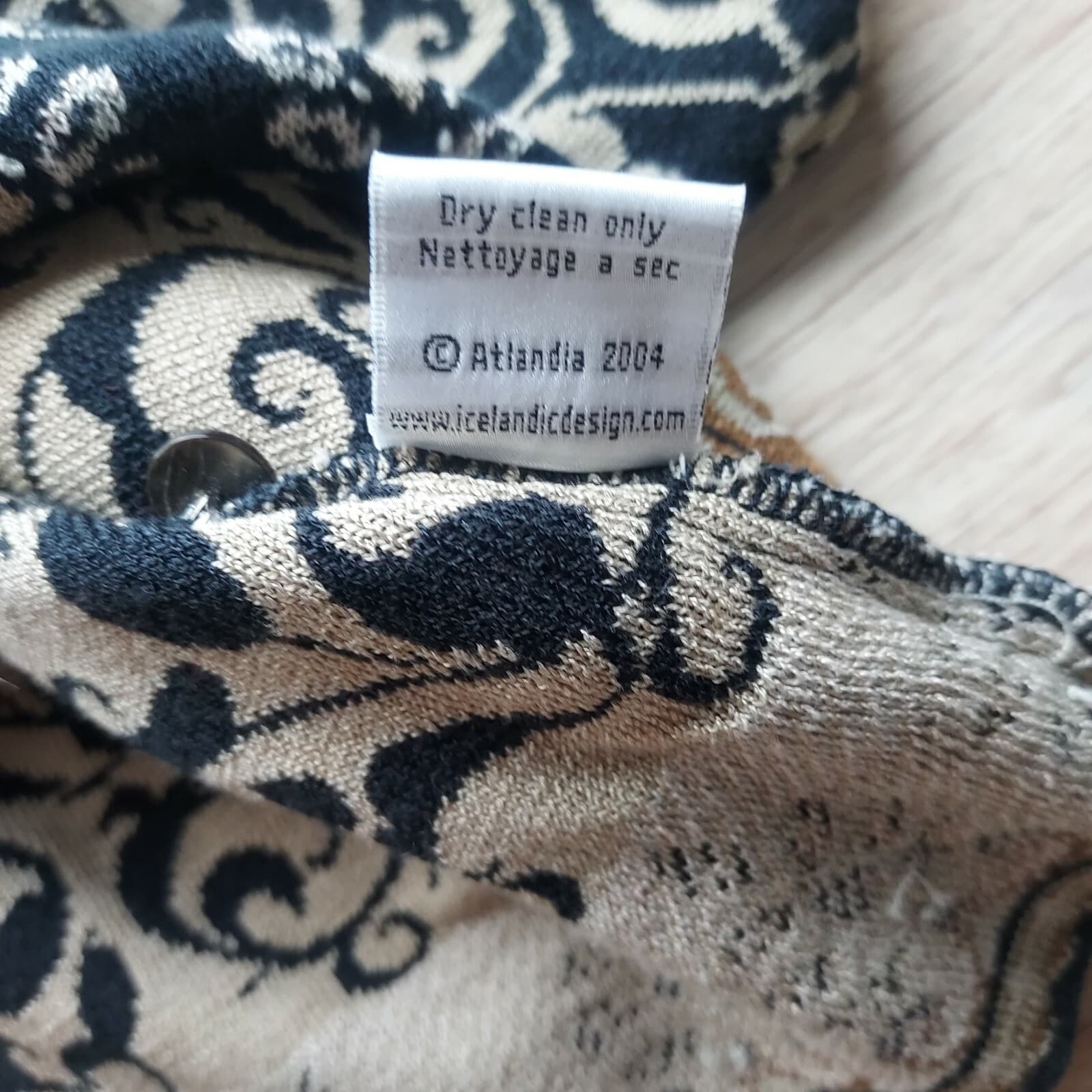 ICELANDIC DESIGN Floral Cardigan Button Cotton Blend Tan-Black Women Chest 40" - Thumbnail 9