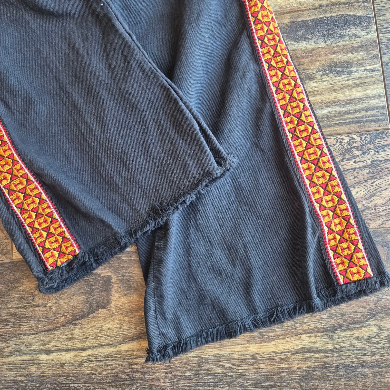 Etro Made in Italy Embroidered High Rise Kick Flare Jean Fray-Hem Black Women 32 - Thumbnail 8