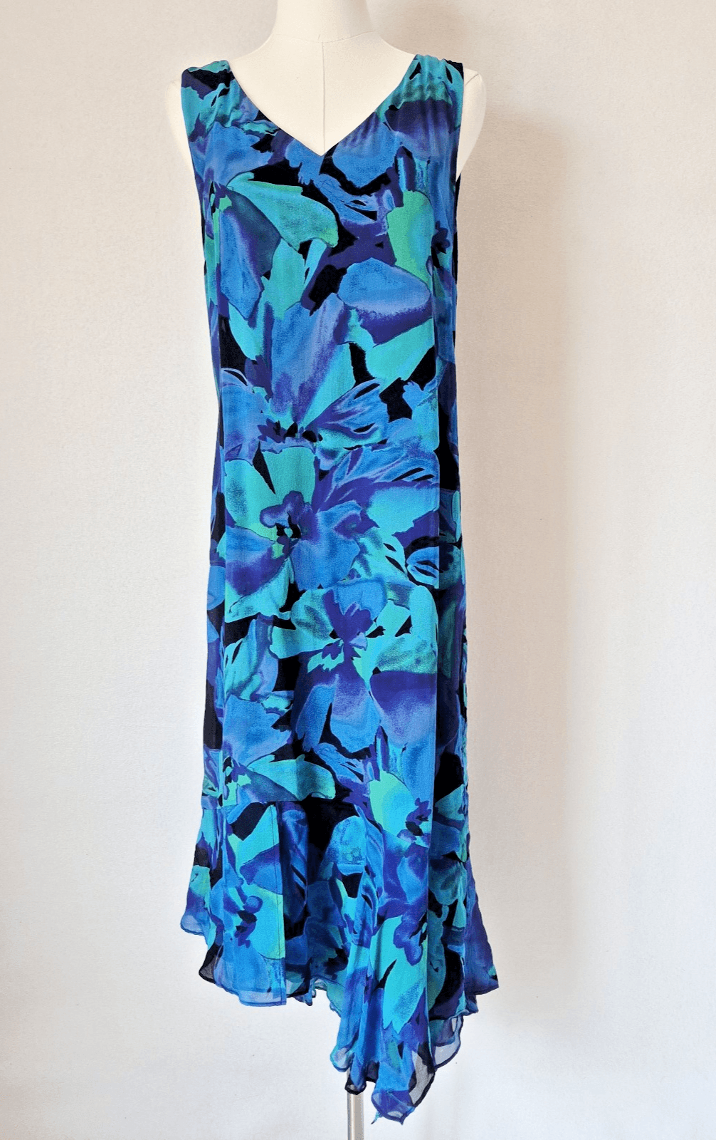 Vintage Y2K Chico's Silk Floral Asymmetrical-Hem Dress Sleeveless Blue Sz.1 (M) - Thumbnail 2