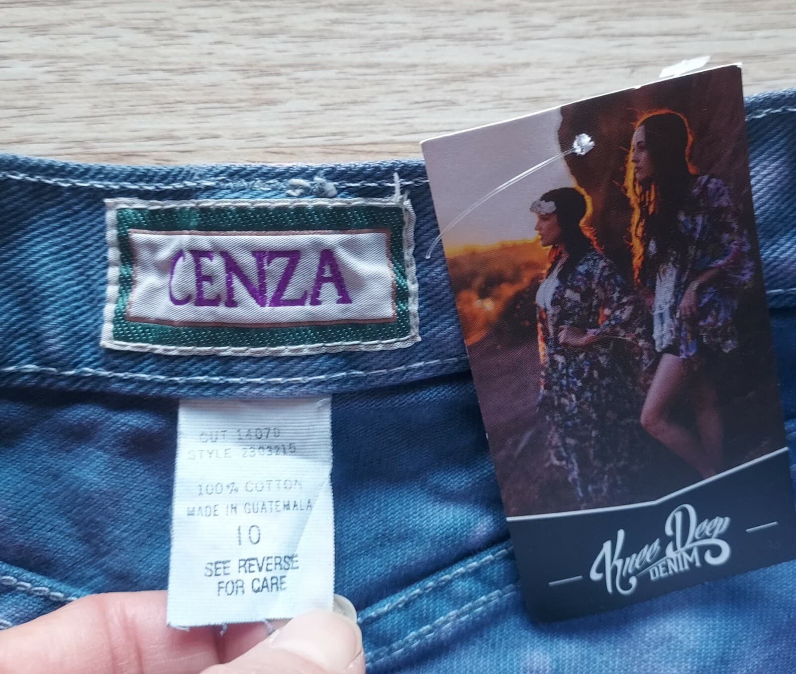 NWT Cenza Acid Wash Distressed Mom Jean Shorts High Rise Zip Blue-Red Women 10 - Thumbnail 4