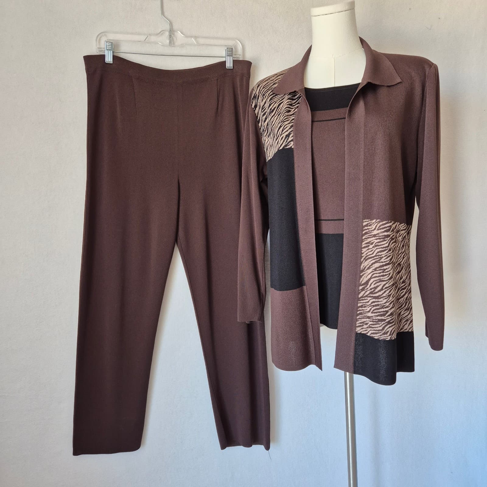Exclusively Misook 3 Piece Tank Top + Open Cardigan Pants Knit Brown Black Sz.PM - Thumbnail 3