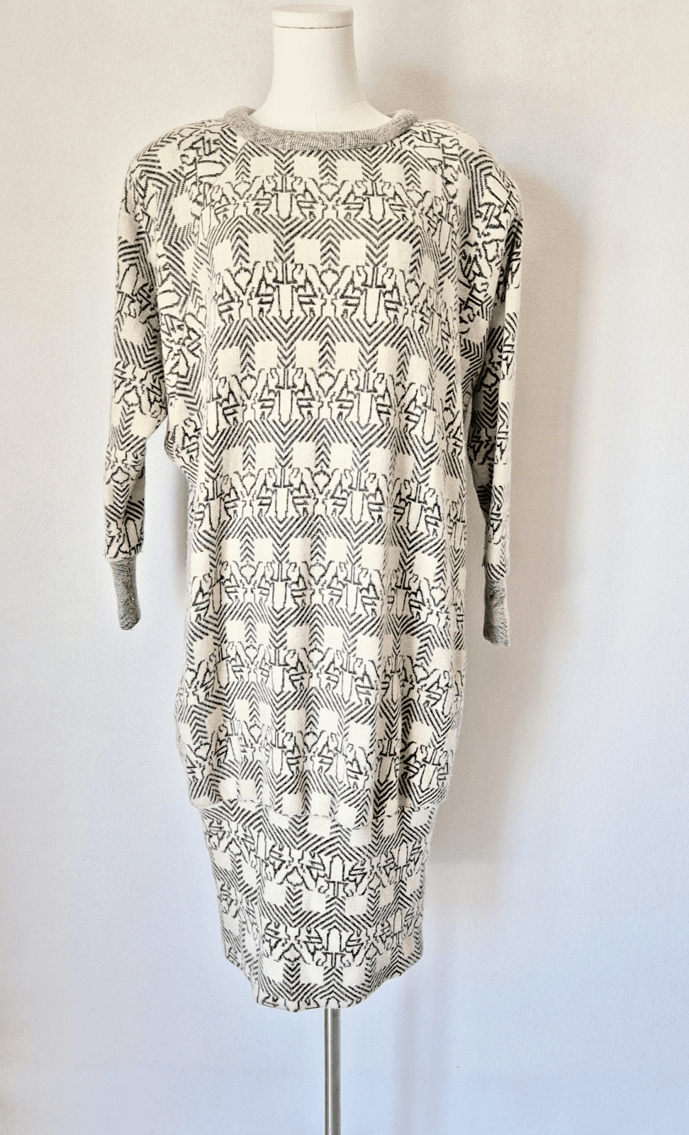 Vintage Sua Original Japan Wool Patterned Dolman Midi Sweater Dress Ivory Grey - Thumbnail 3