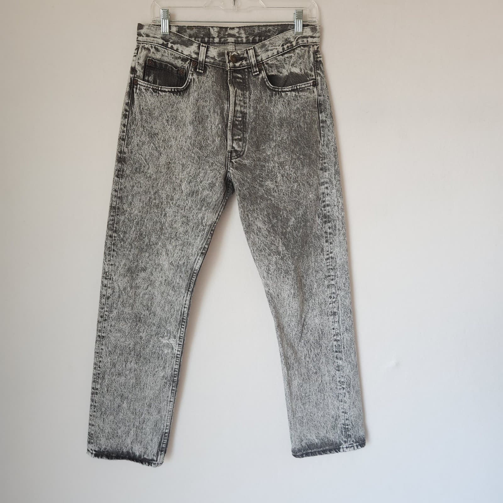 Vintage Levi's 501 Made in USA Grey Acid Washed Button-Fly Straigth Jean Mens 30 - Thumbnail 2
