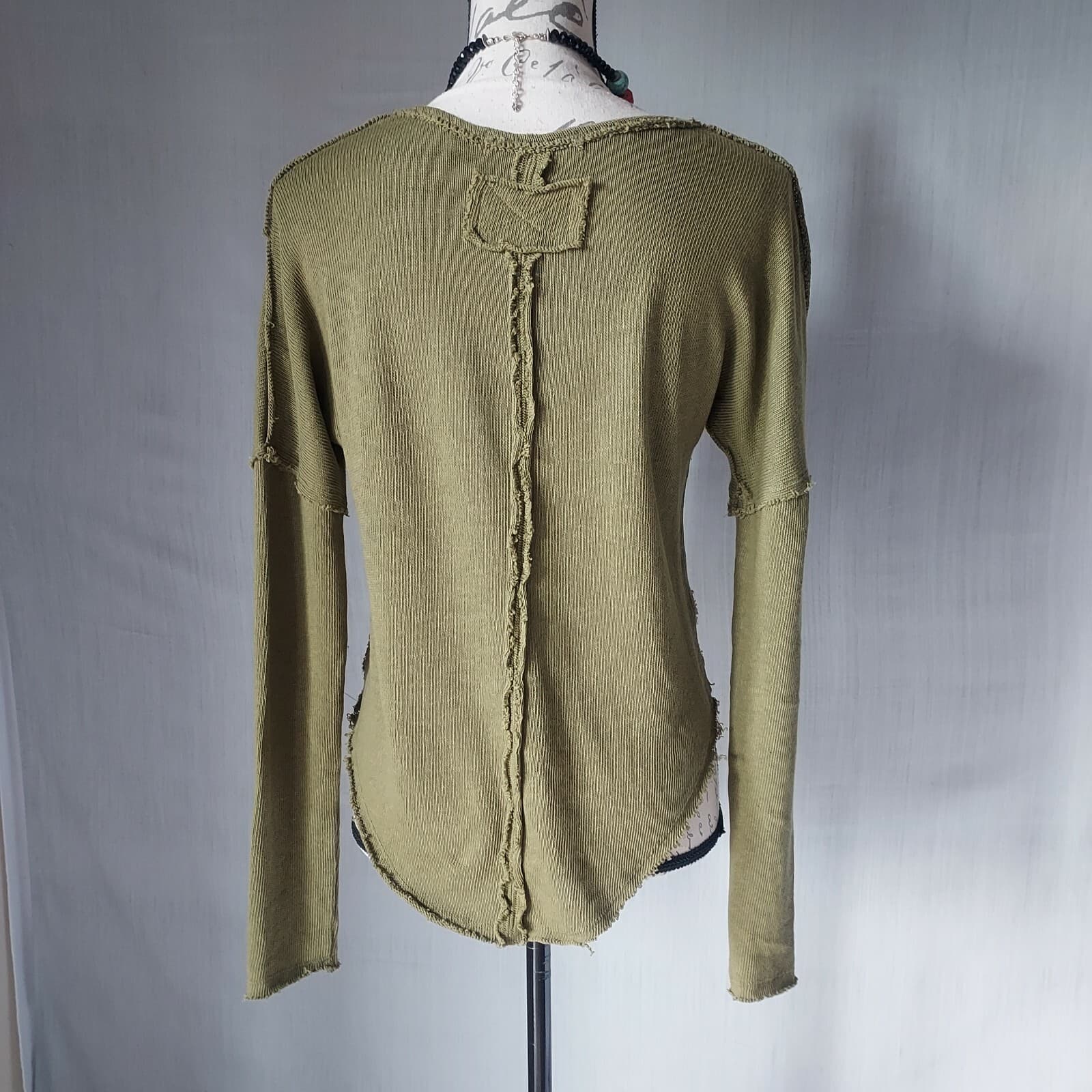 We The Free Come And Get It Top Long Sleeve V-Neck Knit Cotton Blend Green Small - Thumbnail 5