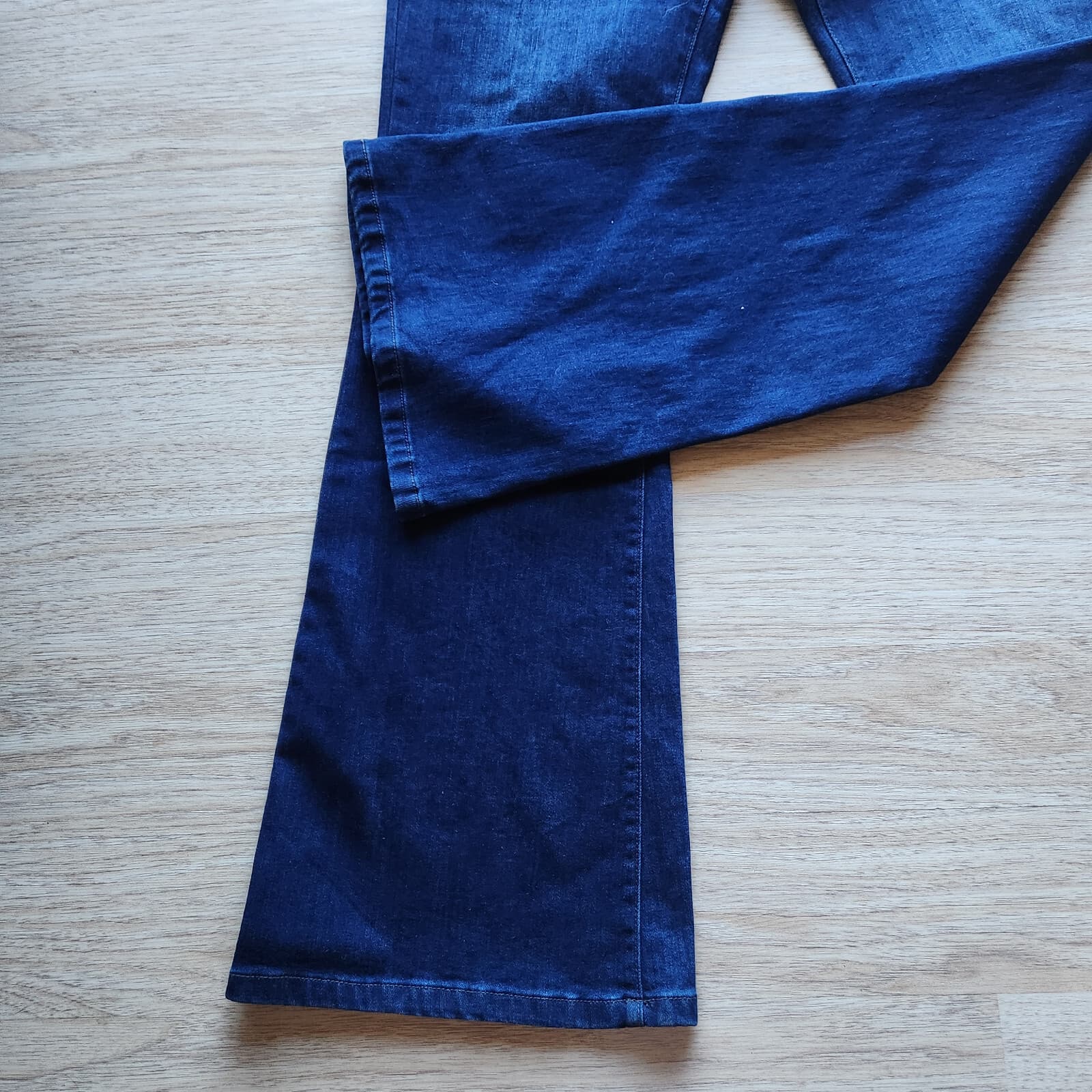 NWT KanCan Dark Wash Blue High Rise Bootcut Jeans 5-Pockets Zip Women's 13/30 - Thumbnail 3