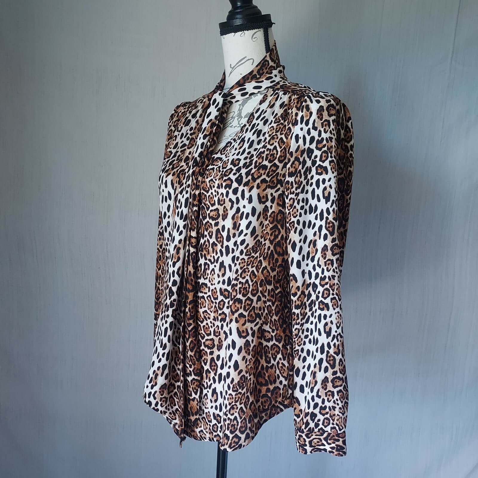 White House Black Market Leopard Tie-Neck Shirt Button Long Sleeve Brown Women 2 - Thumbnail 4