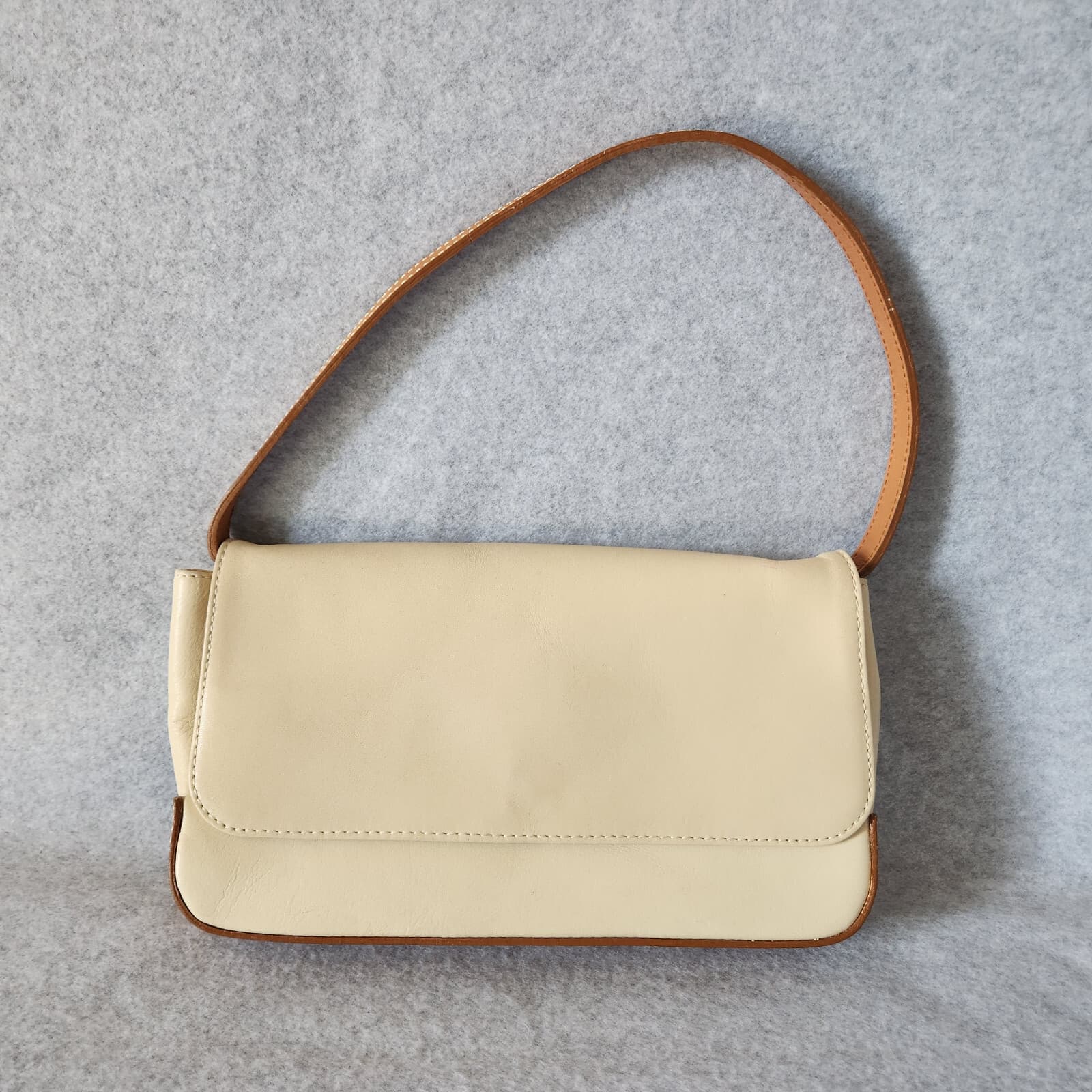 J.Crew Leather Clutch Shoulder Bag Removable Strap Flap Magnet-Snap Ivory-Tan - Thumbnail 2