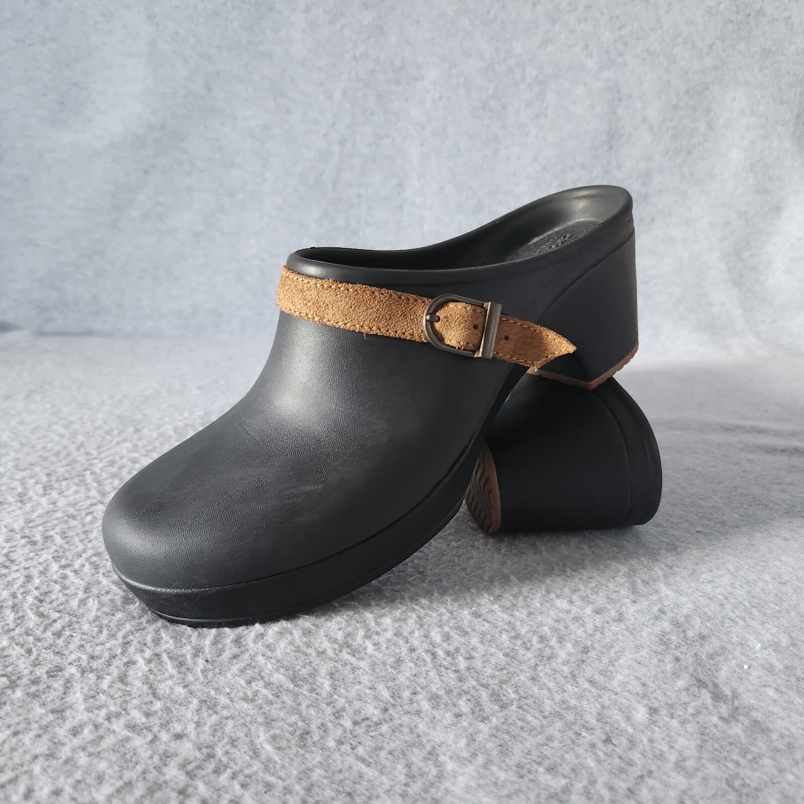 Crocs Sarah Mule Clog Suede Strap Buckle Slide-On 2" Heel Black Women's US9 - Thumbnail 2