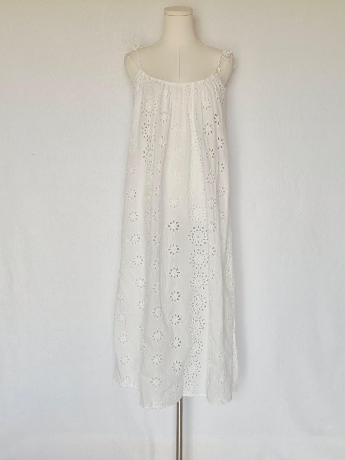 Lauren Ralph Lauren 2 Pc. White Eyelet Embroidered Open Jacket + Slip Dress Sz.S - Thumbnail 12