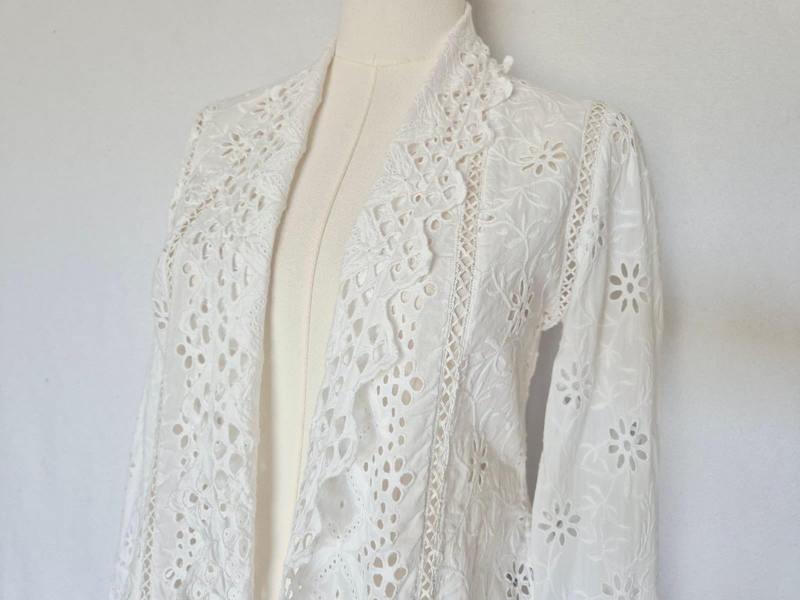 Lauren Ralph Lauren 2 Pc. White Eyelet Embroidered Open Jacket + Slip Dress Sz.S - Thumbnail 7