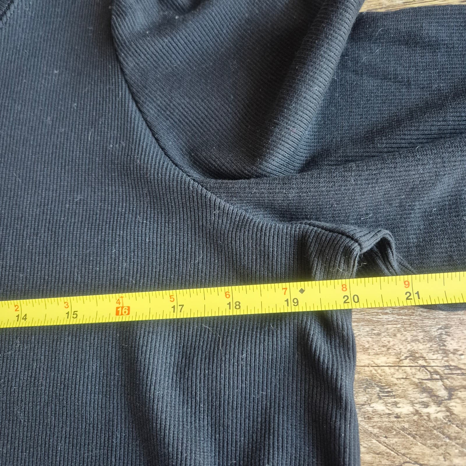 Marine Layer Lexi Ribbed Puff-Sleeve Top Crew Neck Tencel Blend Black Women's M - Thumbnail 16