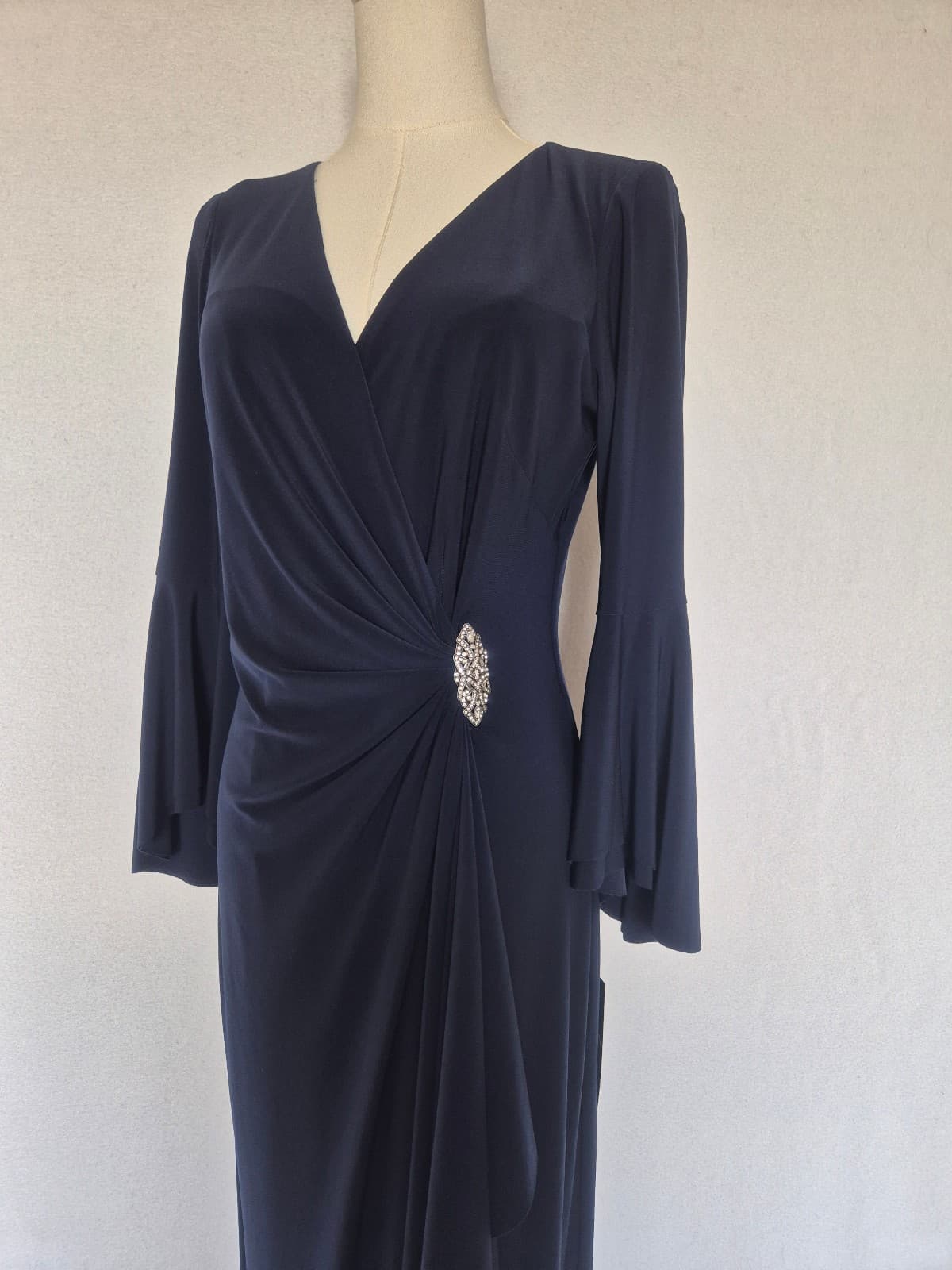 NEW Lauren Ralph Lauren Rhinestone Twist-Front Maxi Evening Gown JerseyNavy Sz.6 - Thumbnail 9