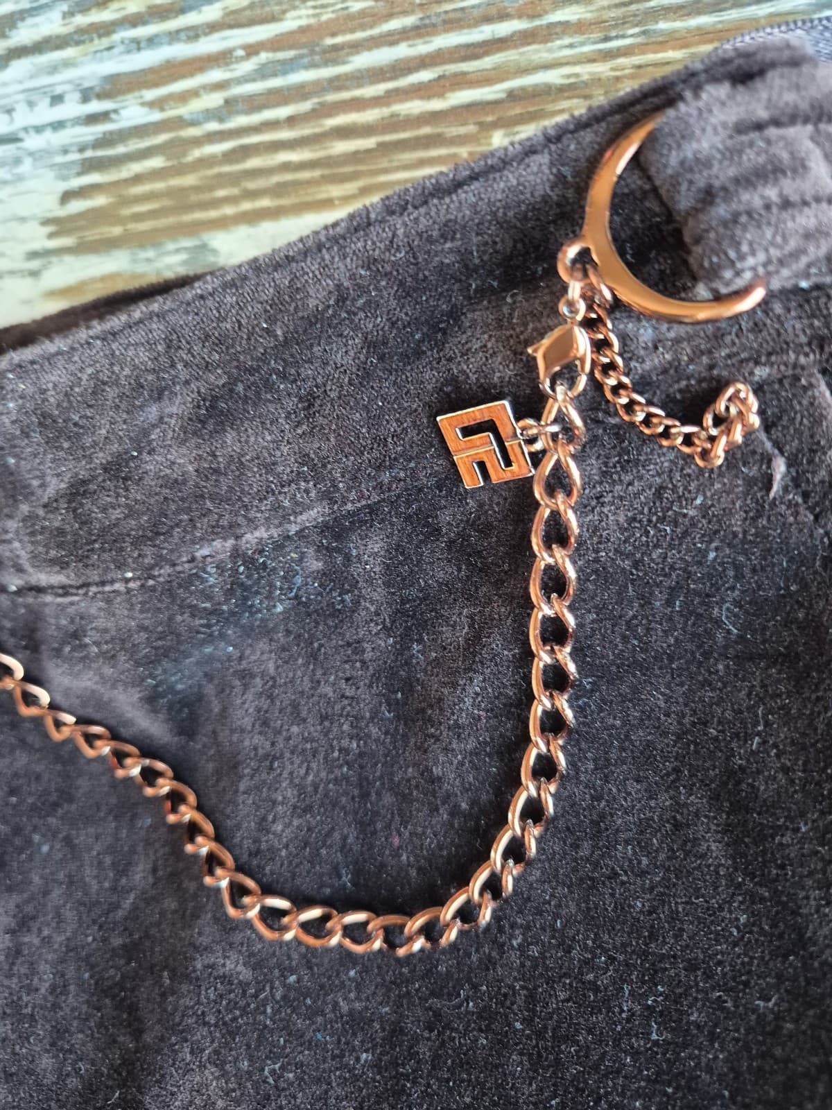 Vintage ST.JOHN SPORT Marie Gray Velvet Chain-Accent Straight Pants Brown Size 4 - Thumbnail 8