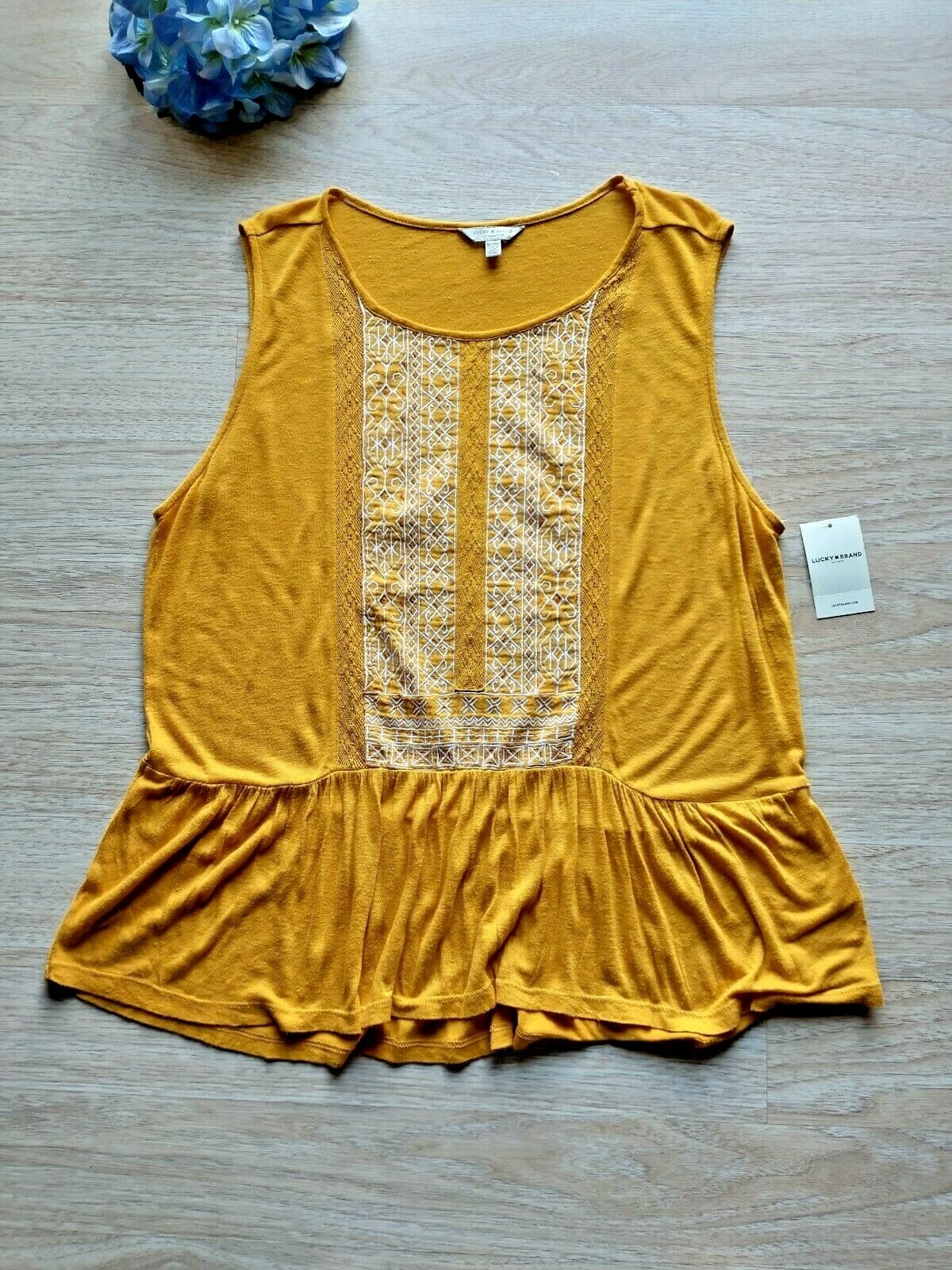 NWT Lucky Brand Embroidered Linen Blend Top Sleeveless Scoop Neck Yellow XL $60 - Thumbnail 4
