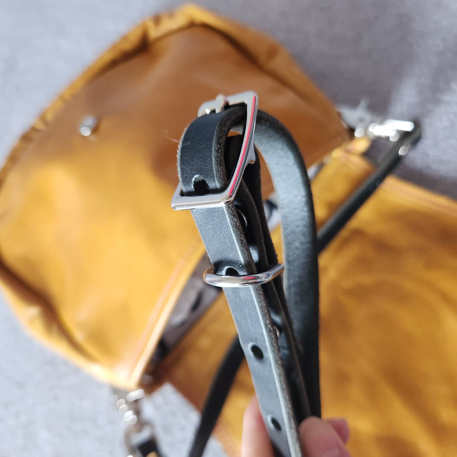 Alexis Drake Mini E Crossbody Bag Leather Silver Glitter Yellow Adjustable Strap - Thumbnail 8