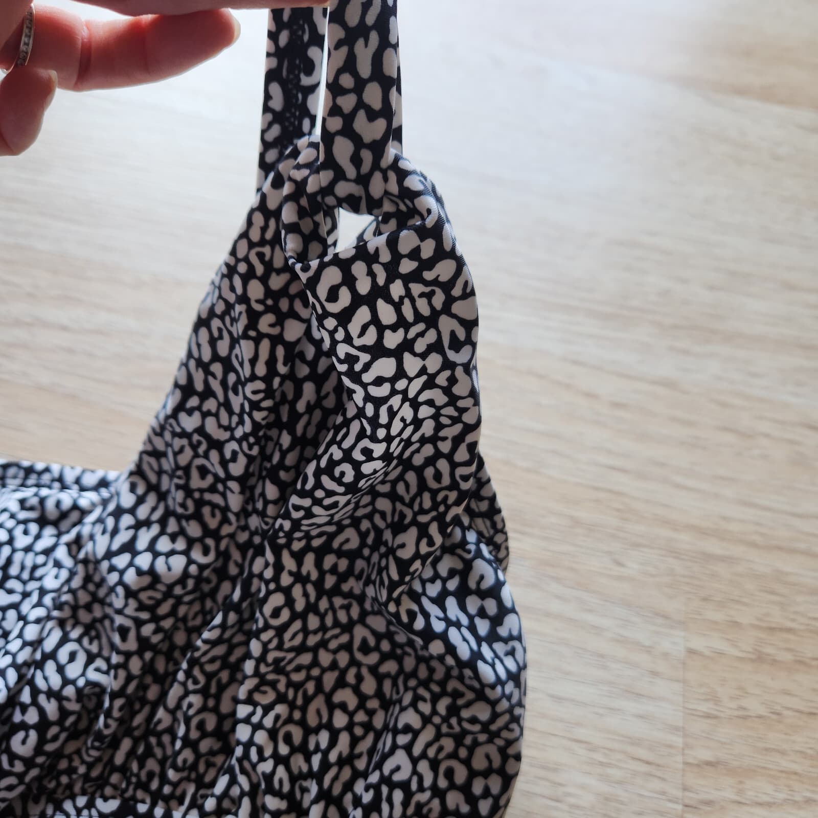 NWT Bleu Rod Beattie $125 One Piece Swimsuit One Shoulder Leopard Black Sz.8 - Thumbnail 2