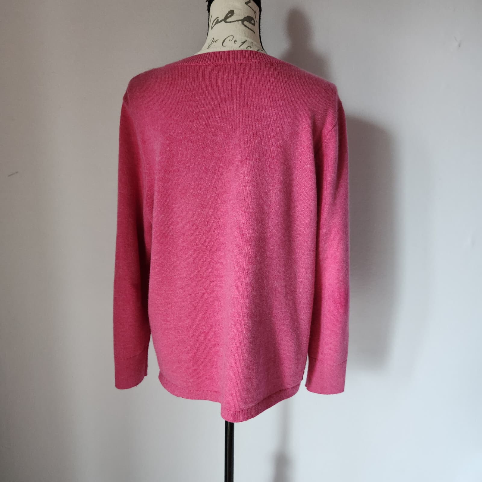 Chico’s Peace Love Chic Crew Neck Sweater Cashmere Wool Blend Pink Women's 2 (L) - Thumbnail 4