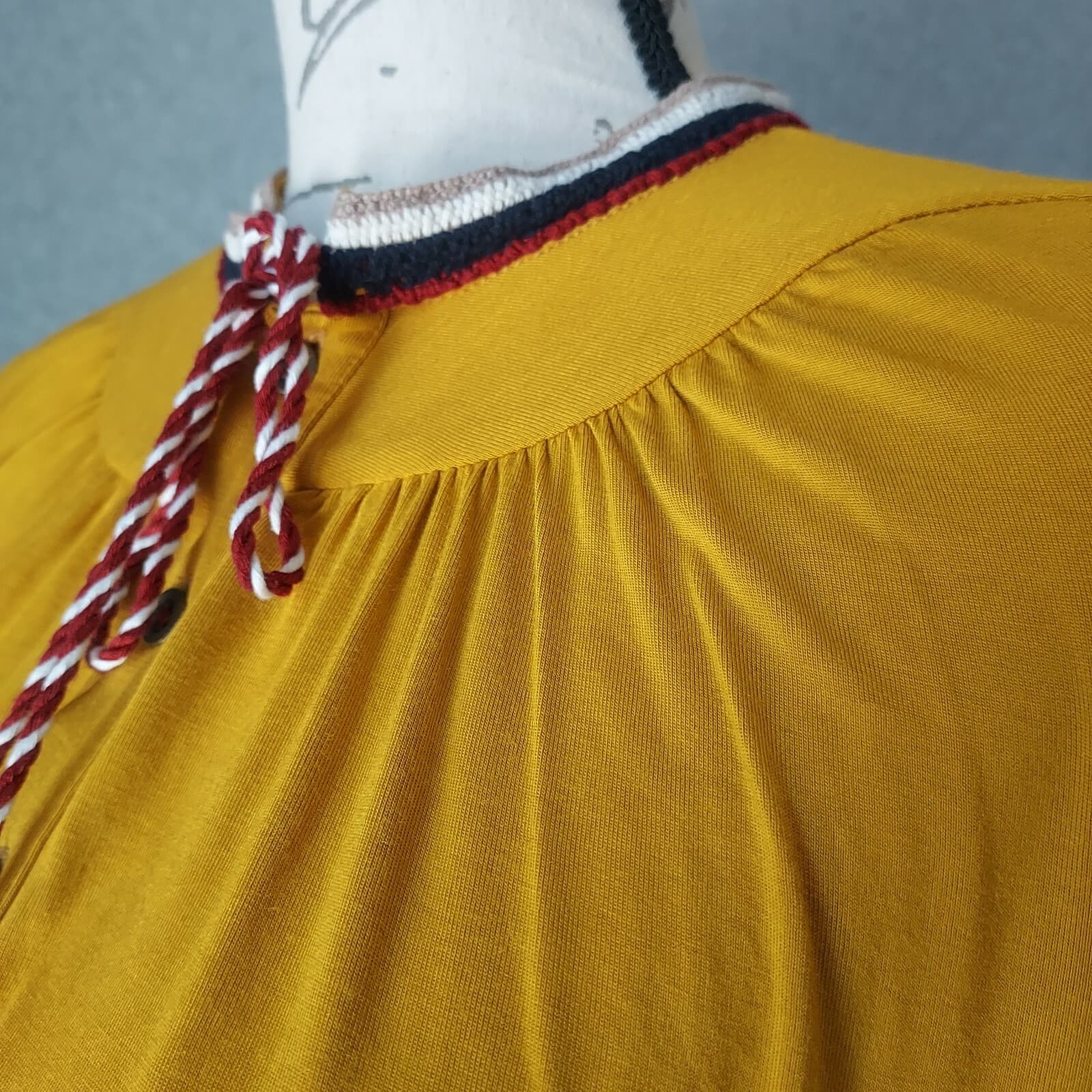 Akemi + Kin Anthropologie Goldie Tunic Top Tassel Long Sleeve Mustard Women Sz.M - Thumbnail 5