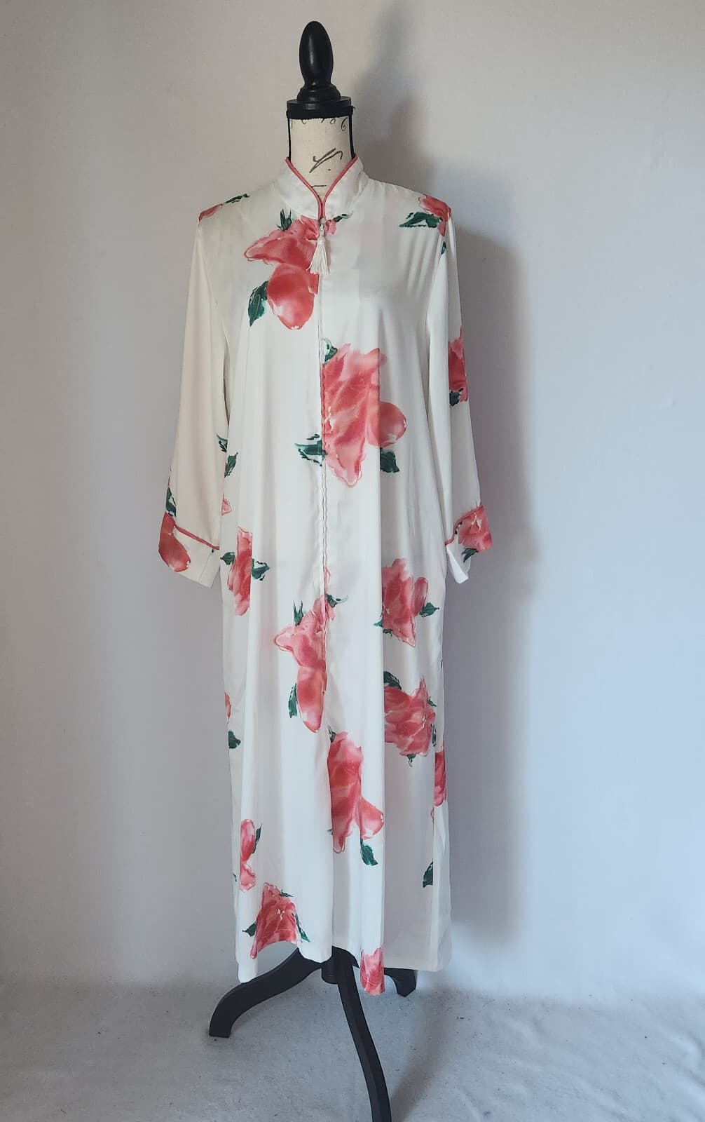 Vintage Natori Classics Satin Floral Maxi Caftan Nightgown Front-Zip White Sz.S - Thumbnail 3