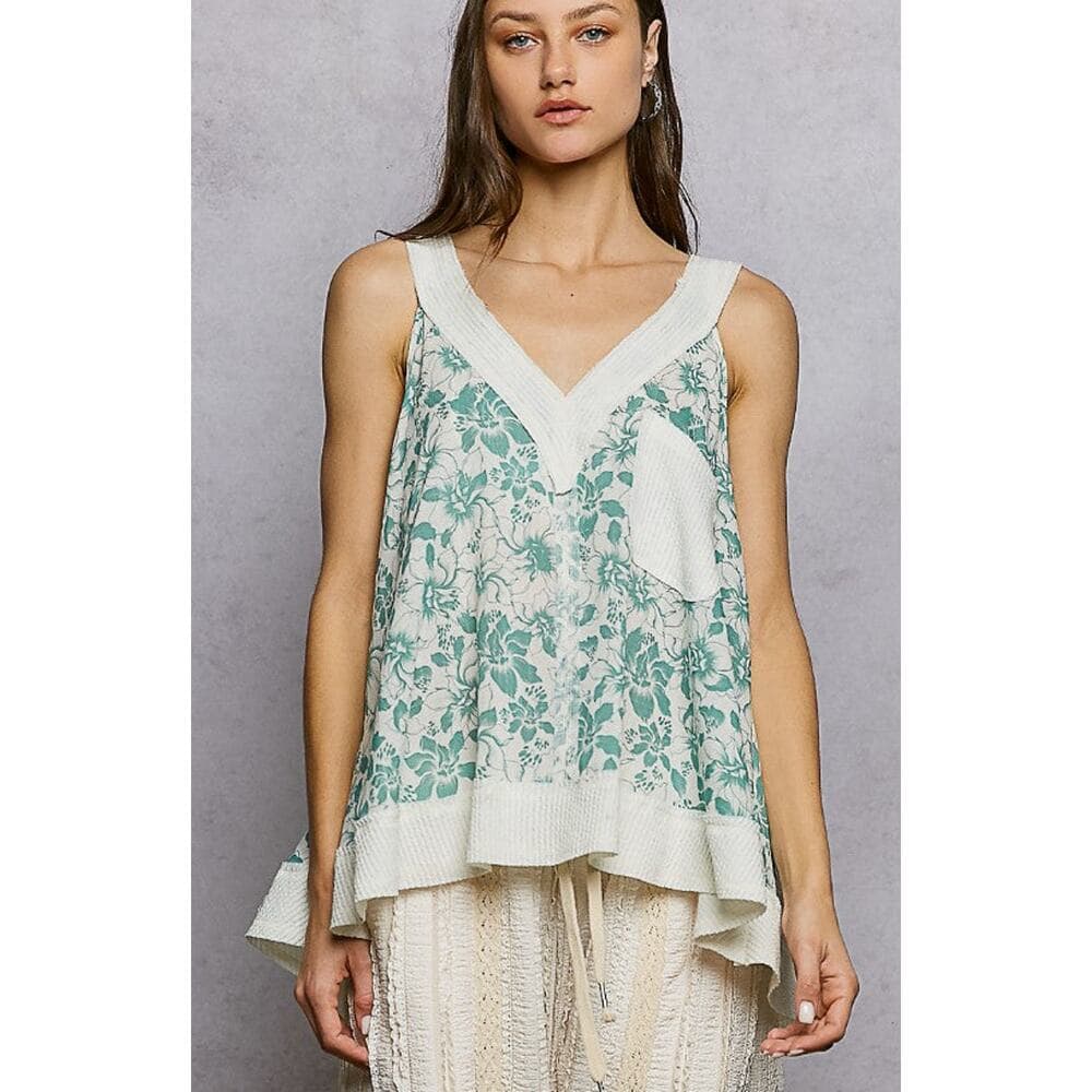 POL Floral V-Neck Flowy Top with Front Pocket - Black - Thumbnail 5