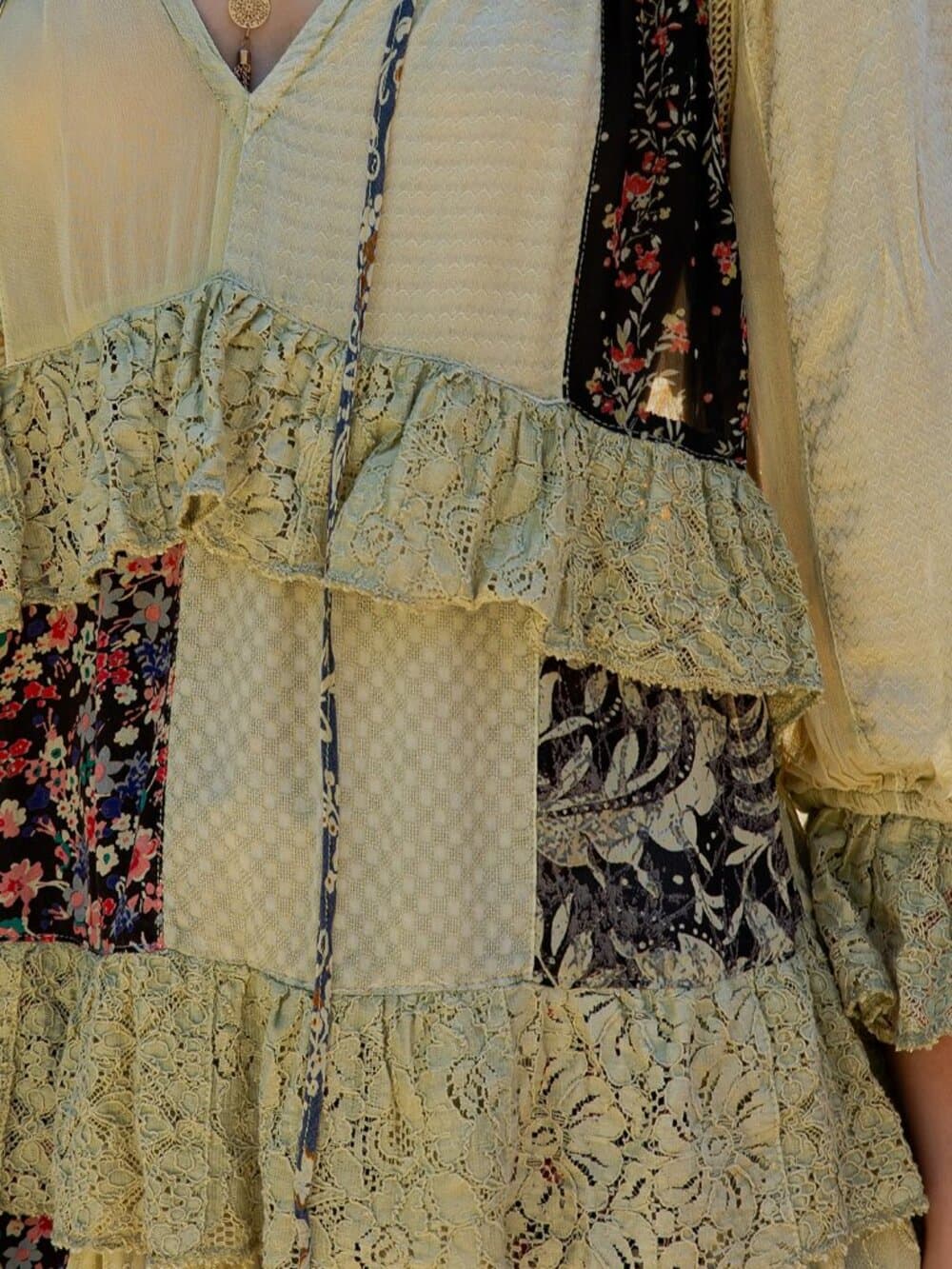 Peasant-Inspired Meraki Blouse with Lace Ruffle Details - Thumbnail 4