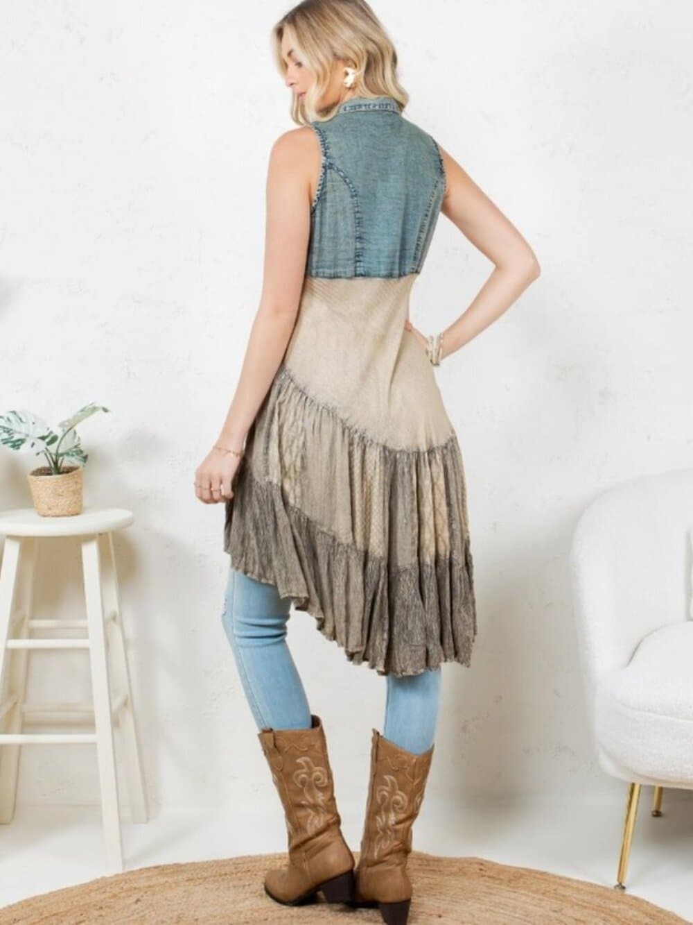 Front-Open Asymmetrical High Low Top - Thumbnail 4