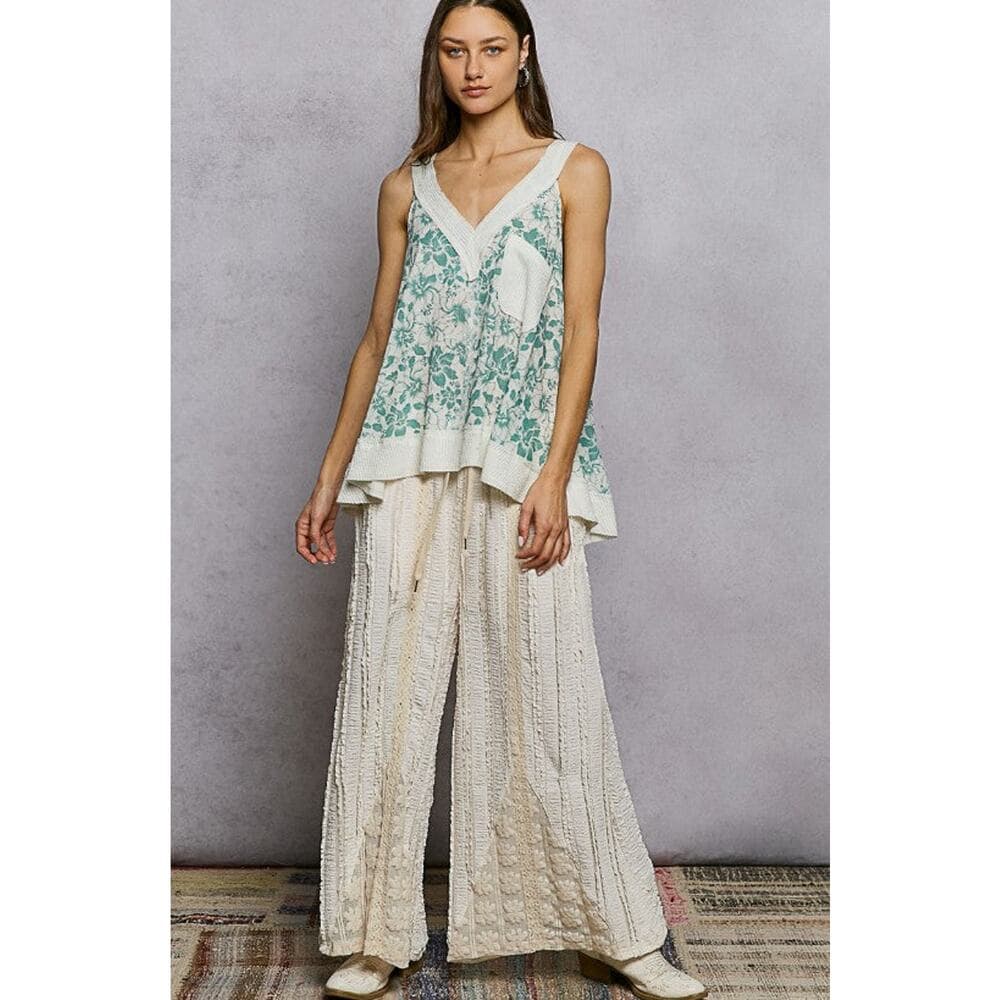 POL Floral V-Neck Flowy Top with Front Pocket - Sage - Thumbnail 4