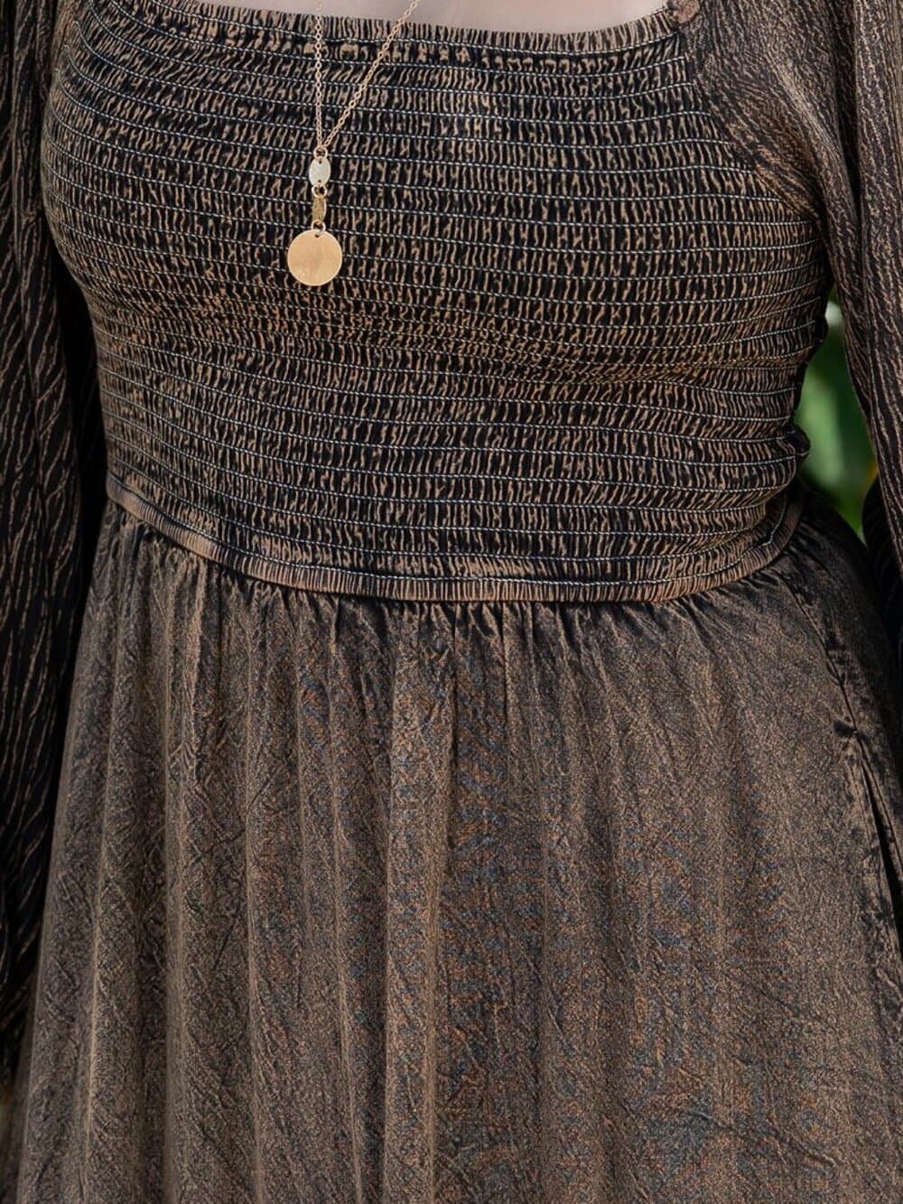 Embroidered Empire Mid-Length Dress - Thumbnail 4