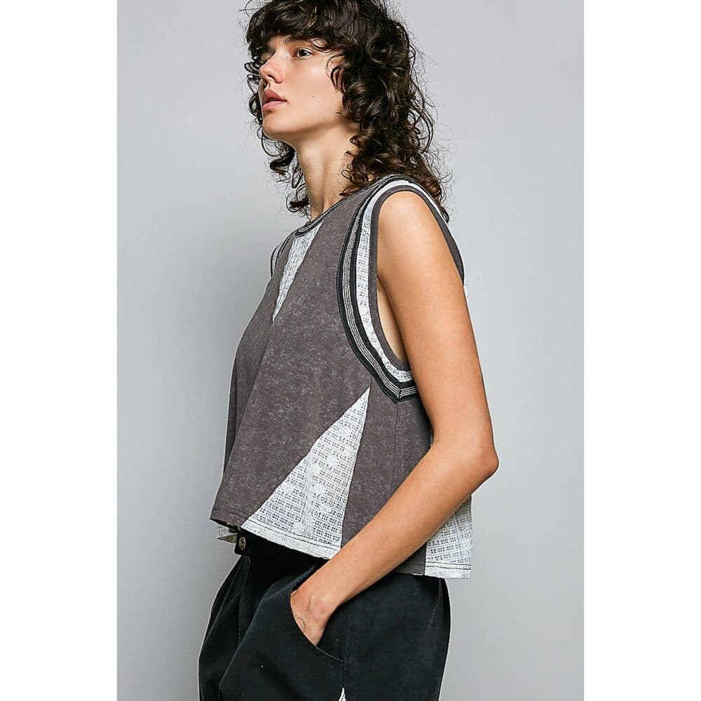 POL Sleeveless Lace Contrast Metal Embellishment Soft Knit Top - Thumbnail 2