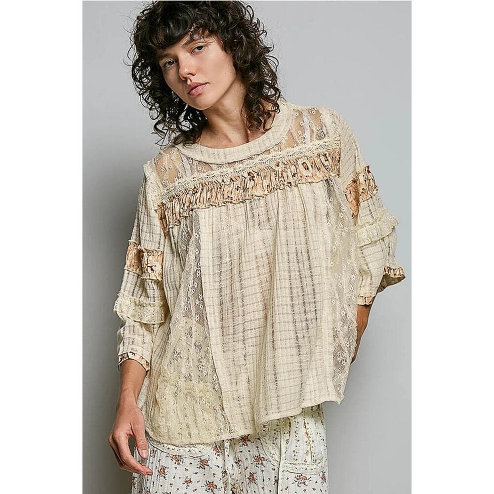 POL Lace Panel Detail Floral Ruffle 3/4 Sleeve Rib Knit Top - Thumbnail 4
