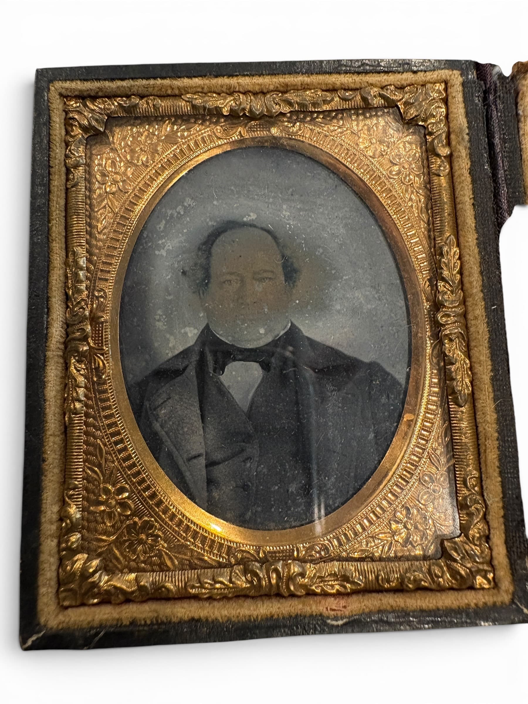 Antique Sixth Plate Union Case Ambrotype Pair - Victorian Man & Woman Portraits - Gutta Percha Thermoplastic Case (941) - Regular - Thumbnail 3
