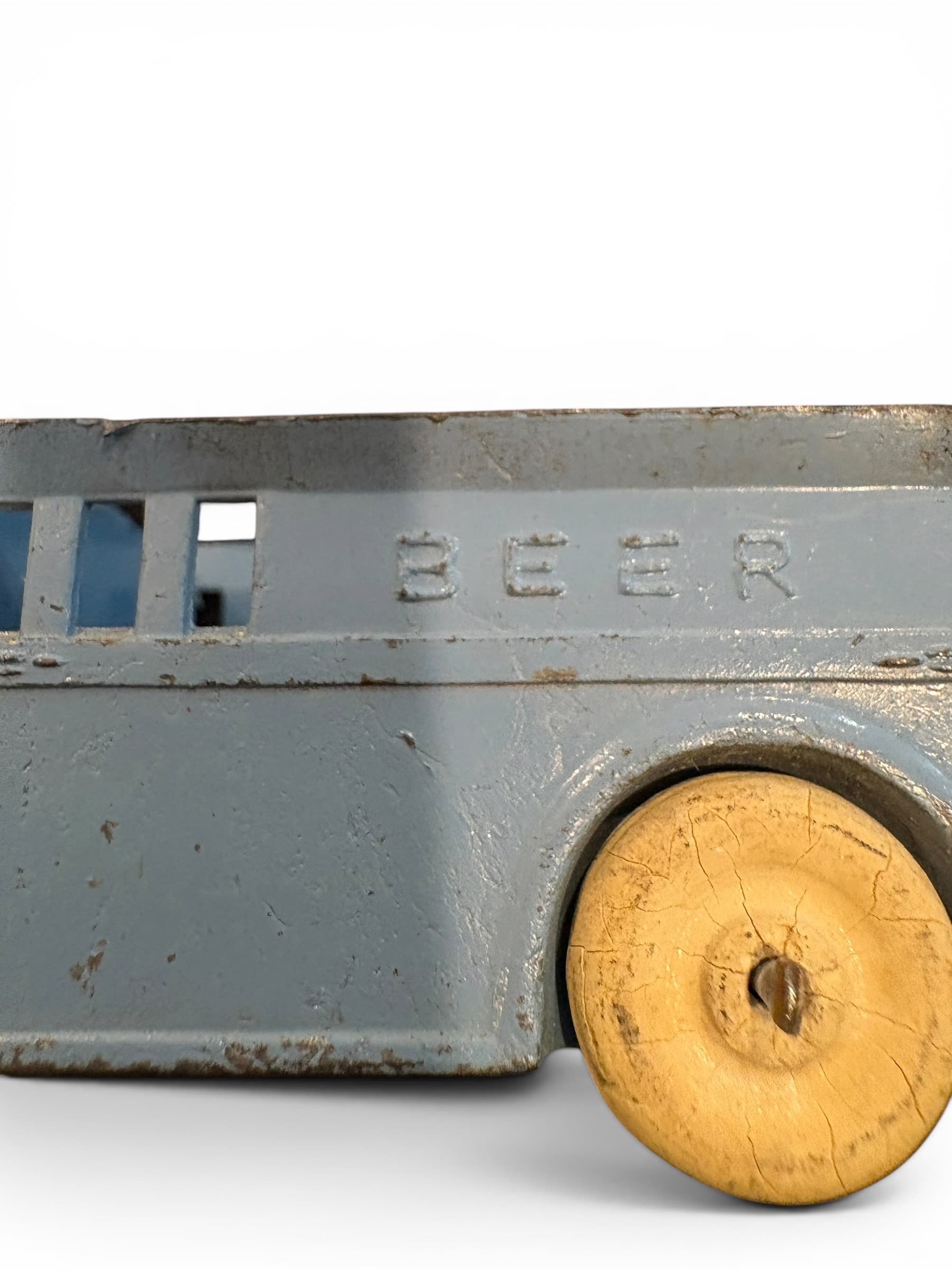 Vintage 1930s-1940s Barclay Slush Cast “BEER” Delivery Truck - Regular - Thumbnail 4