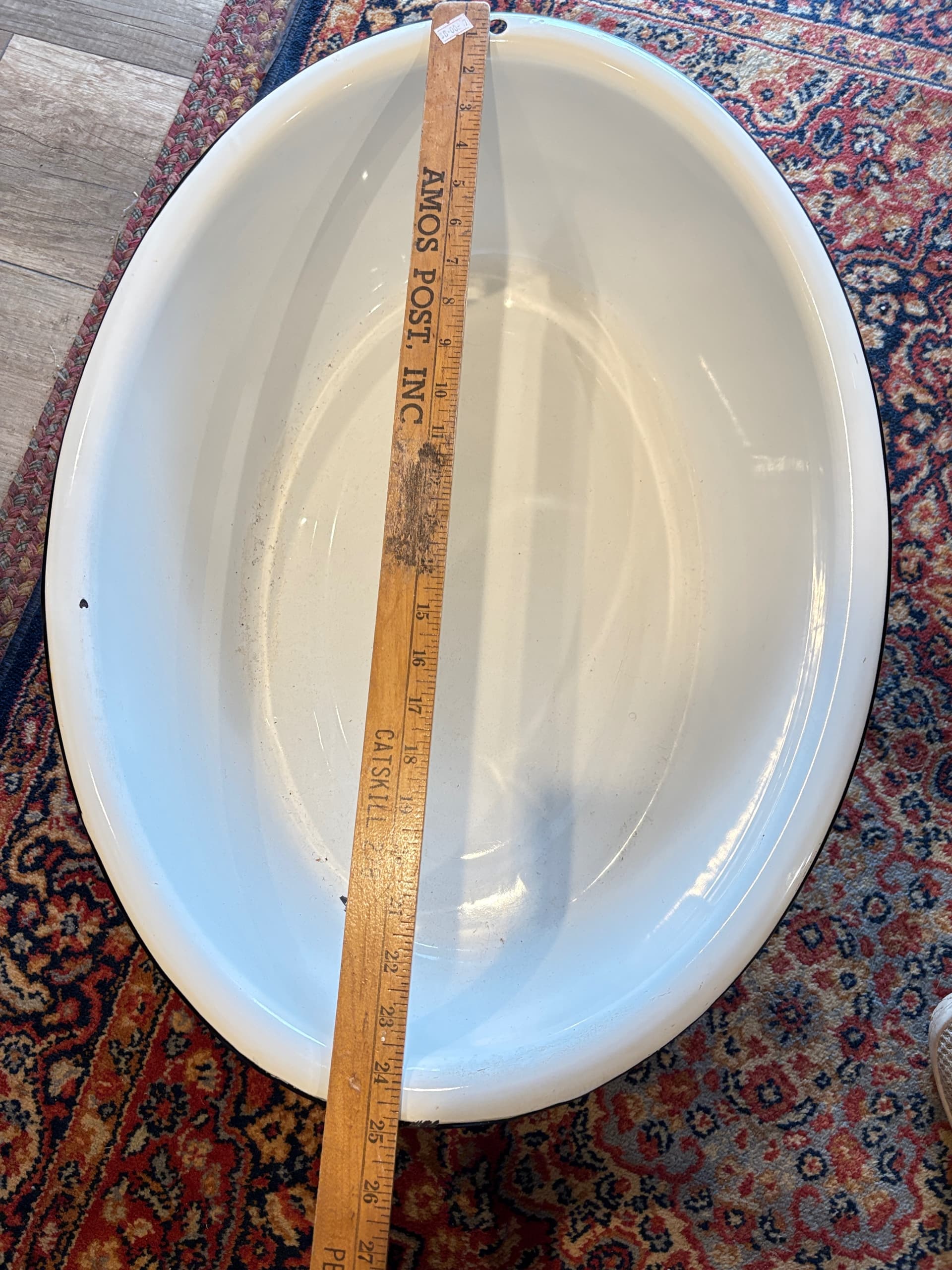 Large Antique White Enamelware Oval Wash Basin, Black Trim, 26” Farmhouse Graniteware Tub - Regular - Thumbnail 4