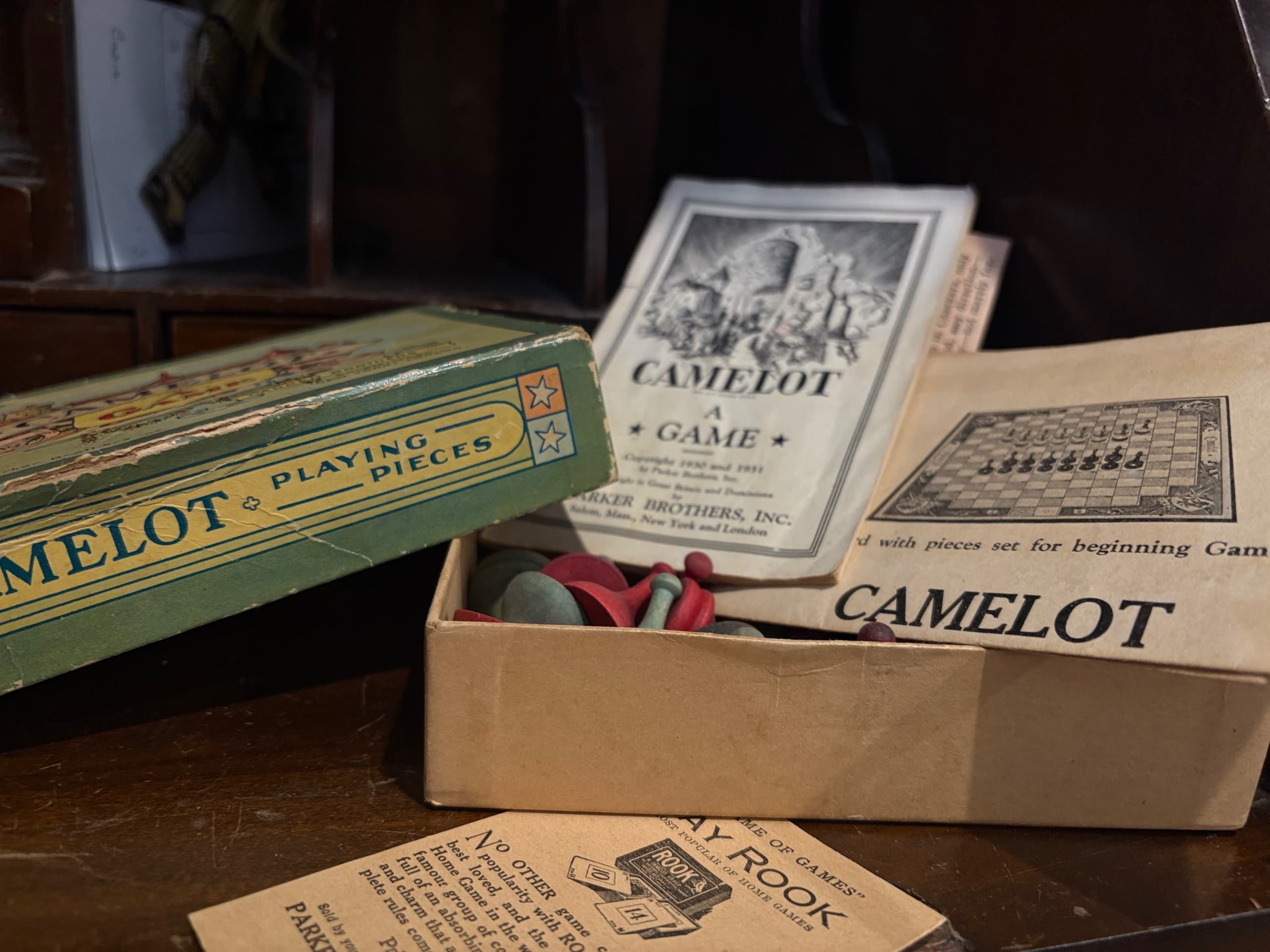 1930 Parker Brothers Camelot “A Game” — Playing Pieces Box - Regular - Thumbnail 3