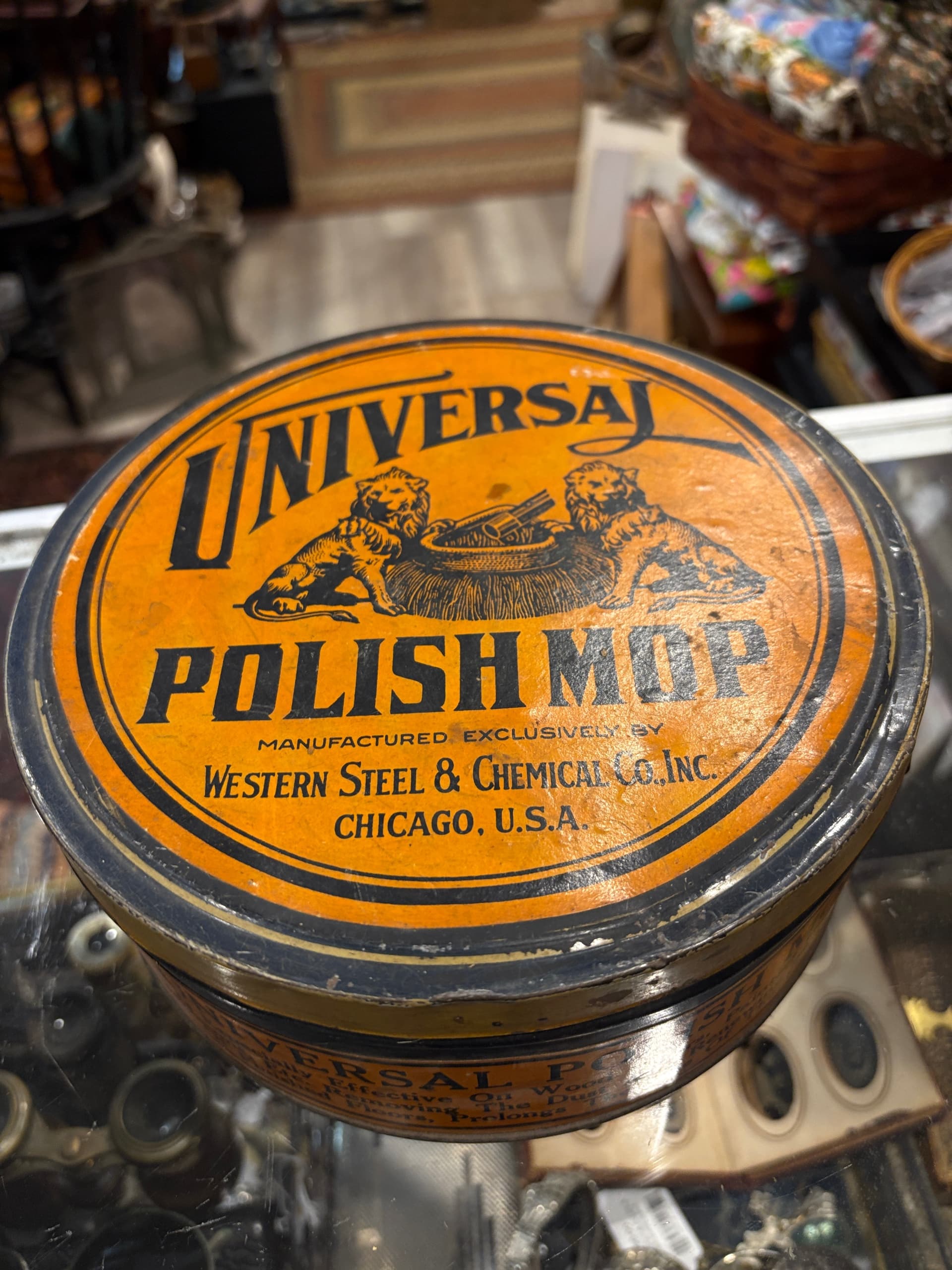 Universal Polish Mop Advertising Tin c. 1920s - Regular
