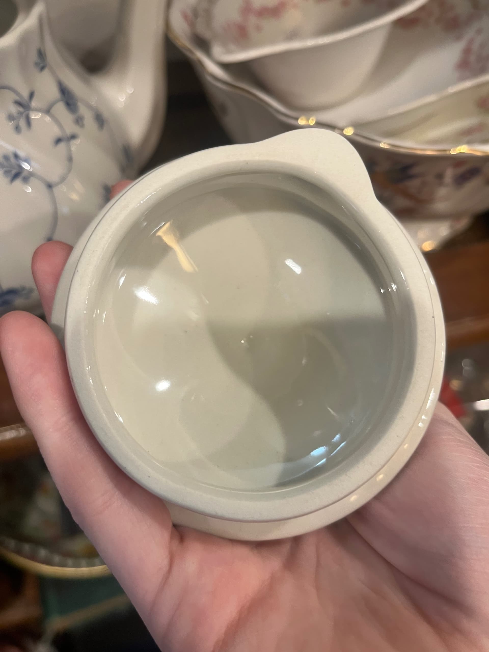 Vintage Churchill Finlandia Teapot - Regular - Thumbnail 2