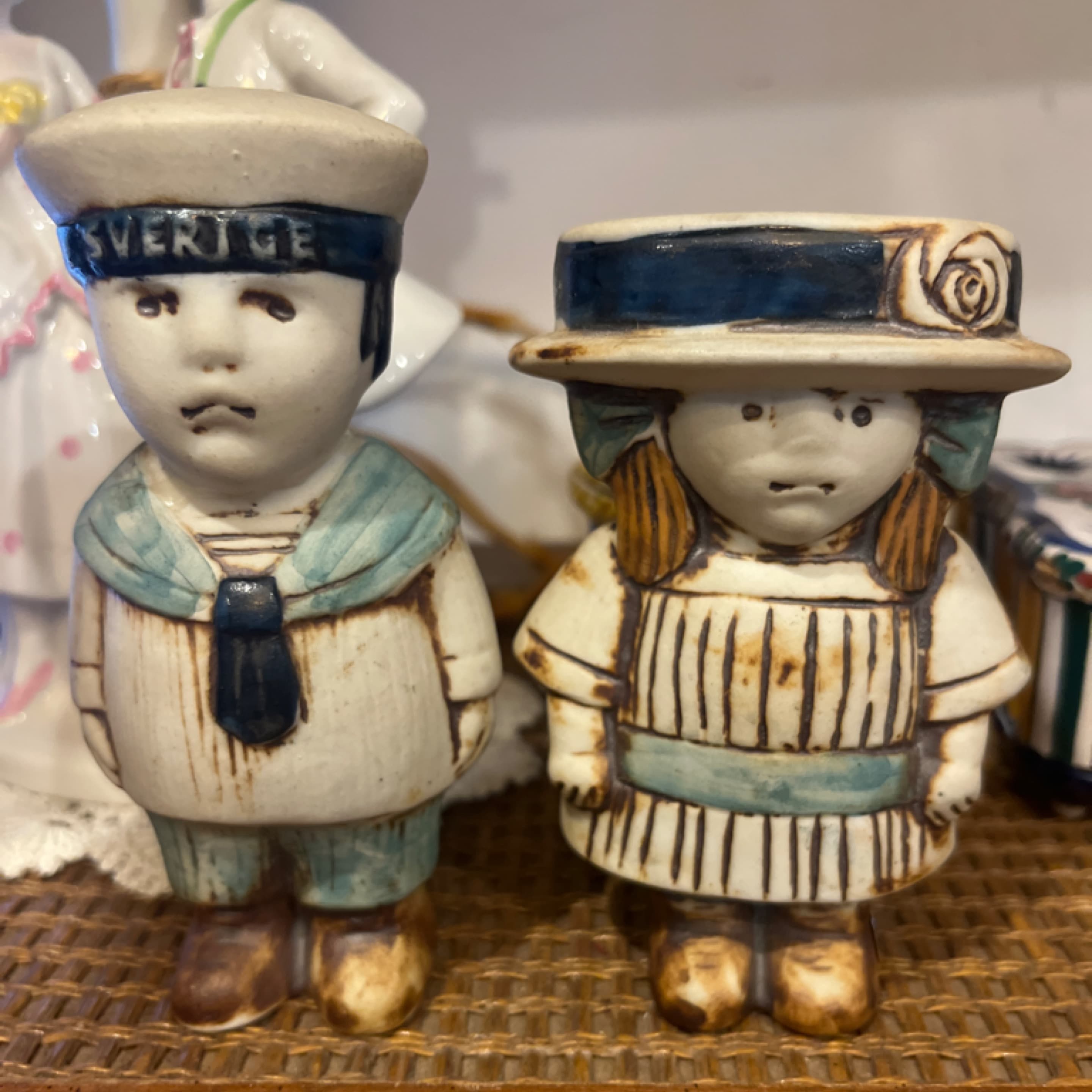 Anna and Oscar Figurines Lisa Larson for Gustavsberg Sverige Ceramic Figurines, Swedish Boy & Girl Pair, Vintage Mid-Century Scandinavian Folk Art - Regular - Thumbnail 2