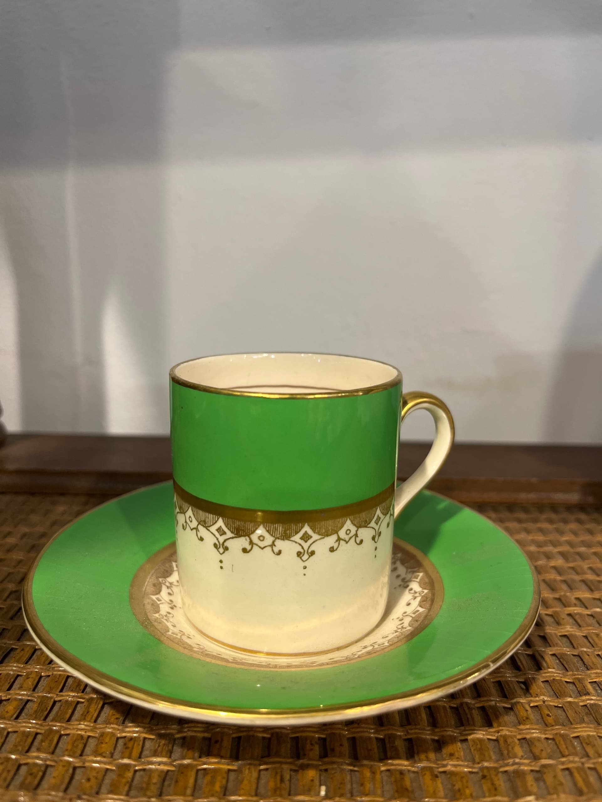 Vintage Fondeville “Ambassador Ware” Demitasse Cup & Saucer – Emerald Green & Gold English Porcelain - Regular - Thumbnail 4