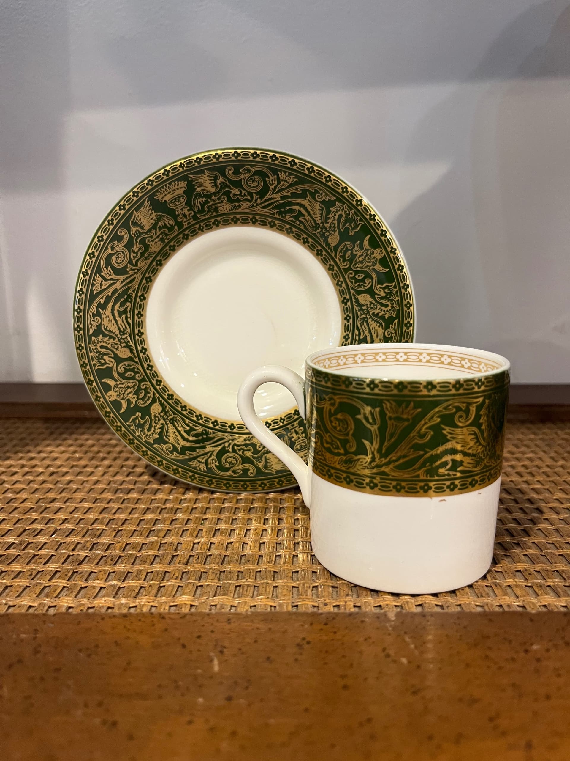 Wedgwood Florentine Green Demitasse Cup & Saucer - Regular - Thumbnail 2