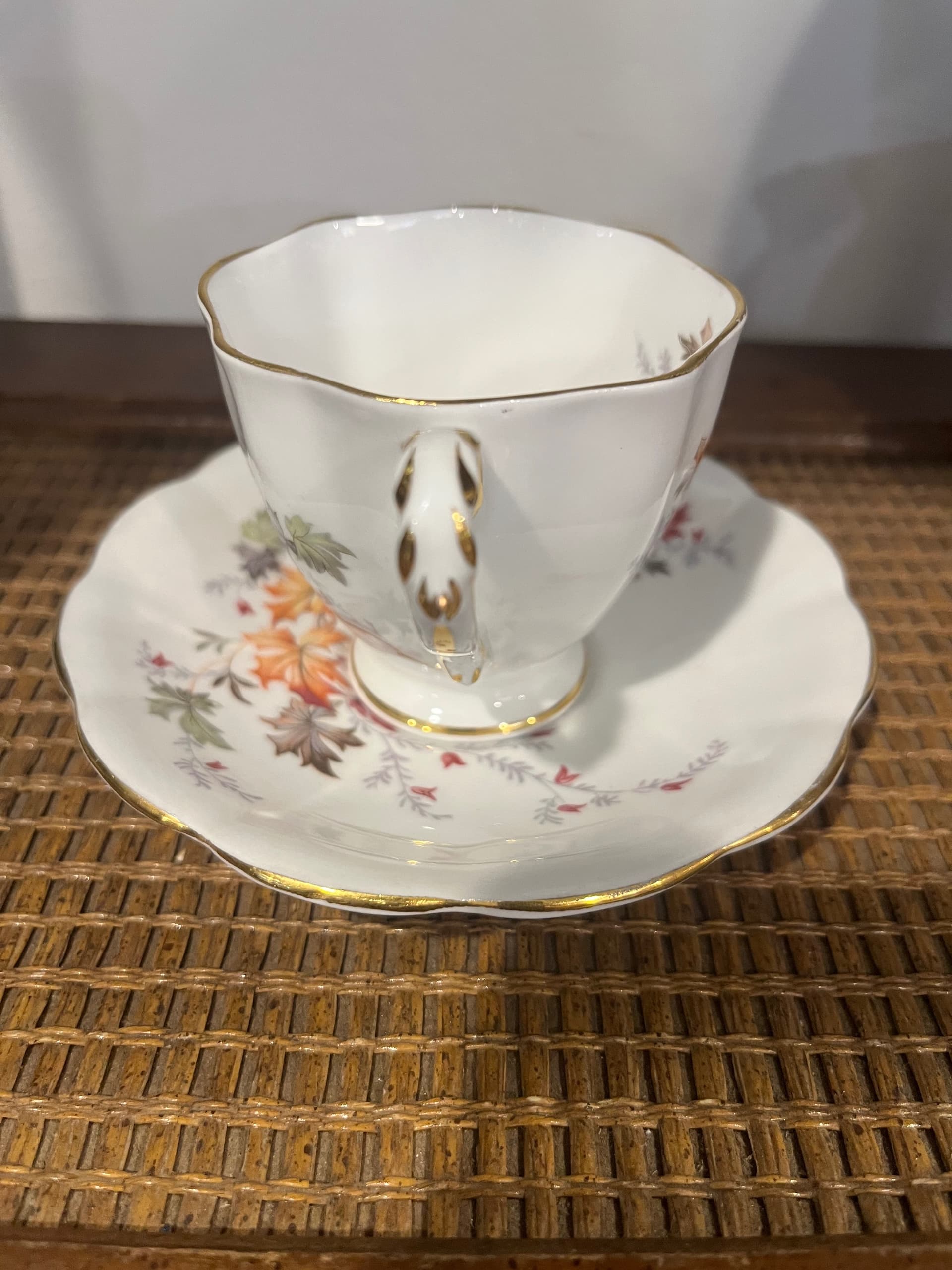 Royal Standard Bone China Demitasse Cup & Saucer | Autumn Maple Leaf Pattern | Gold Rim | Made in England Vintage - Regular - Thumbnail 4
